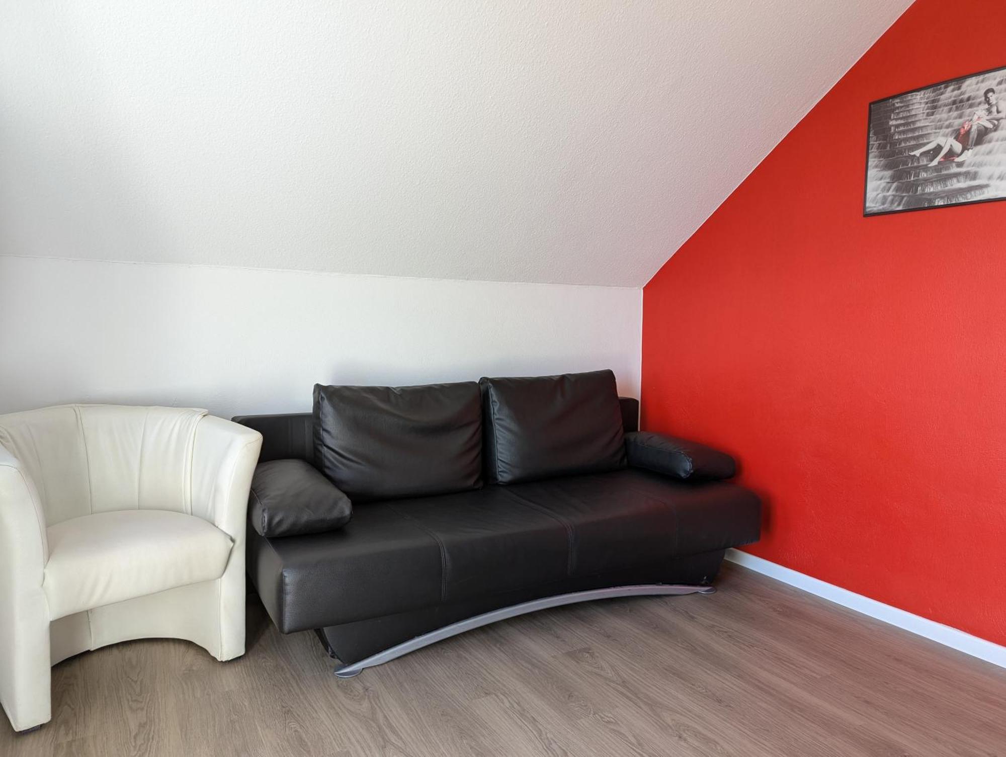 One-Bedroom Apartment 2
