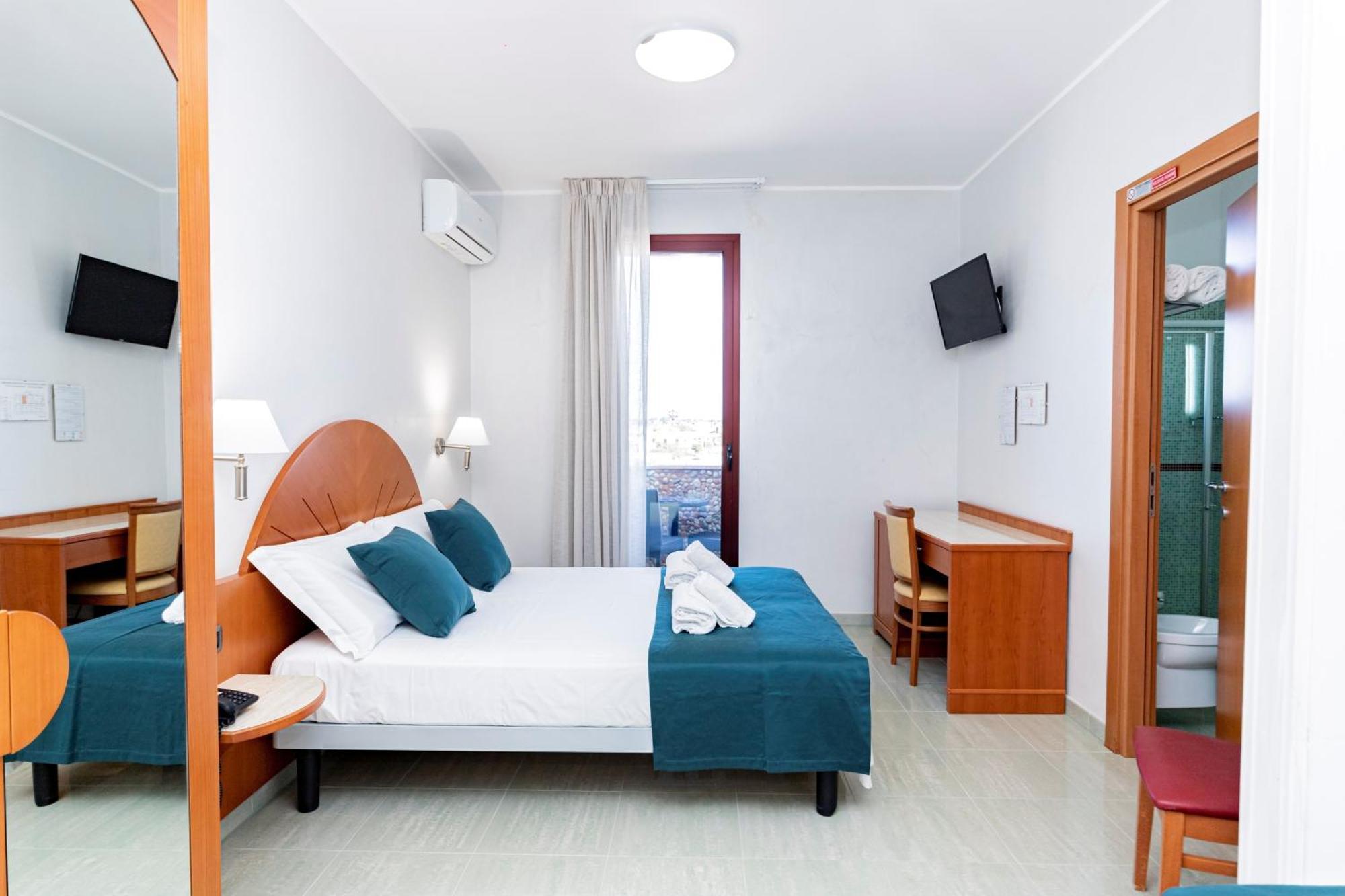 Quadruple Room Sea View