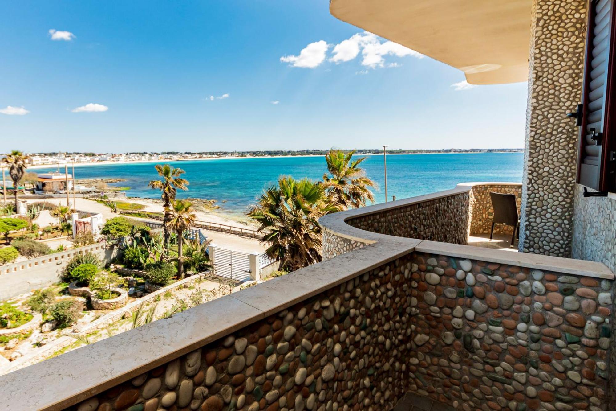 Deluxe Double Room Side Sea View
