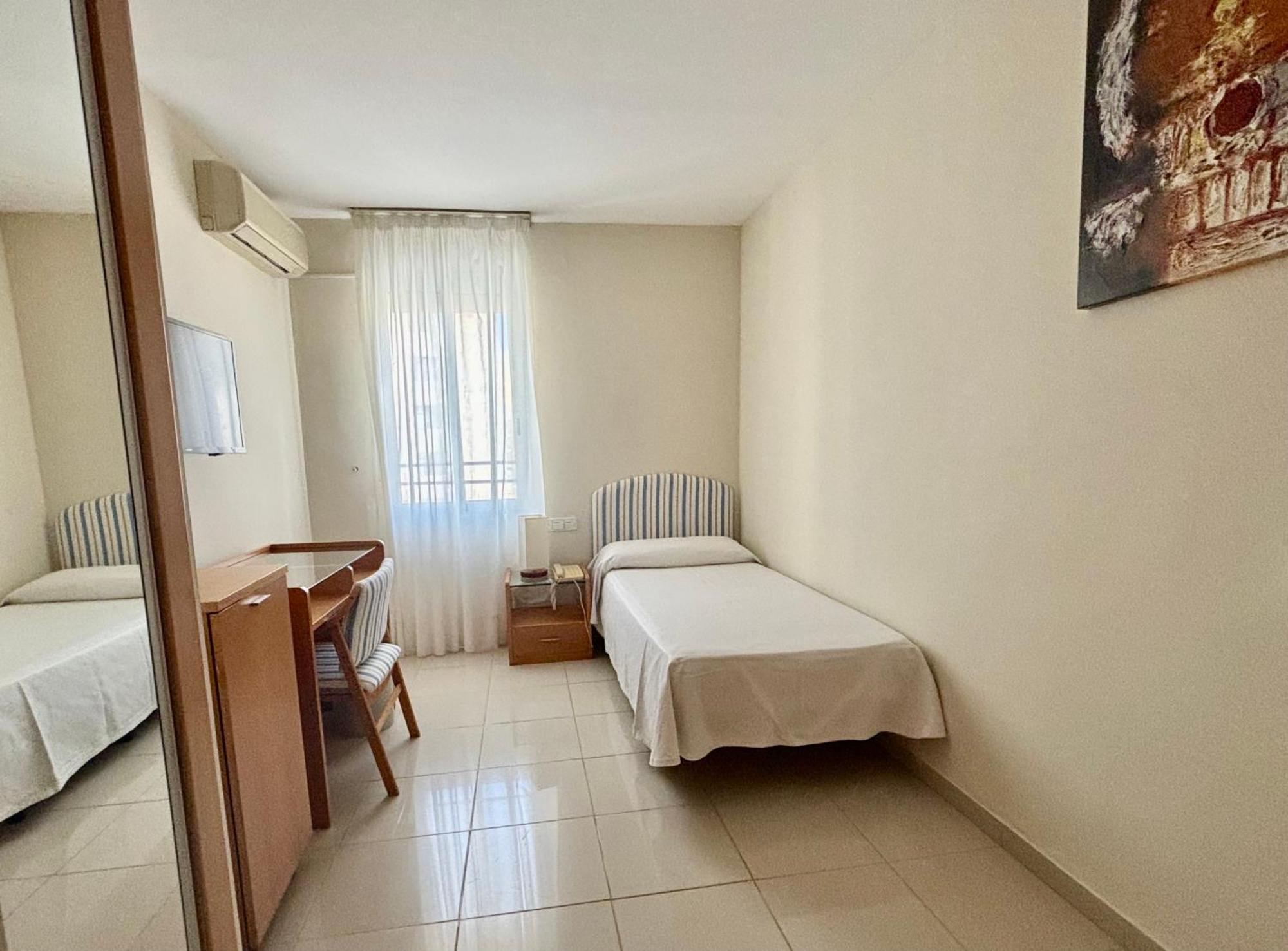 Budget Single Room