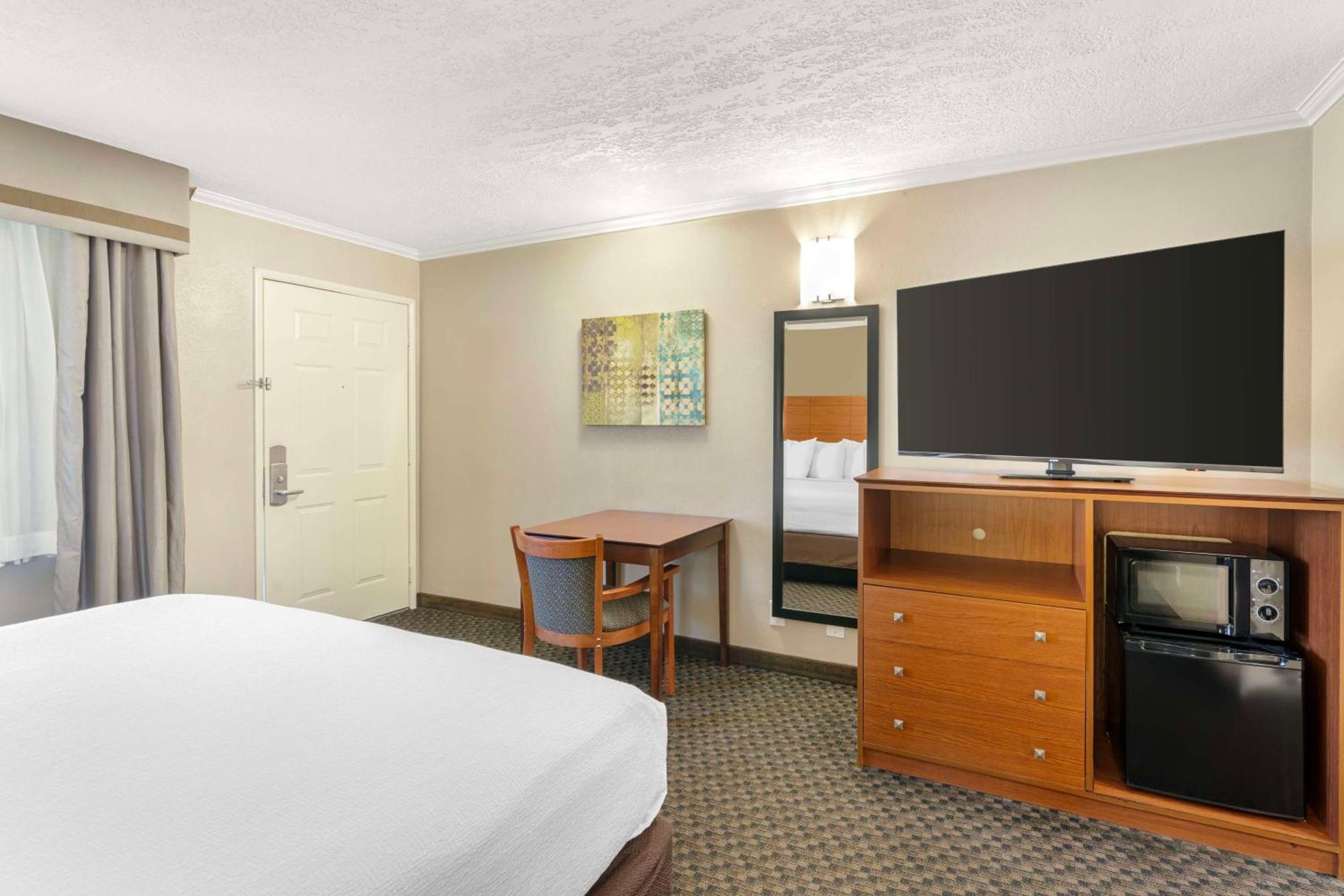King Room Non-Smoking