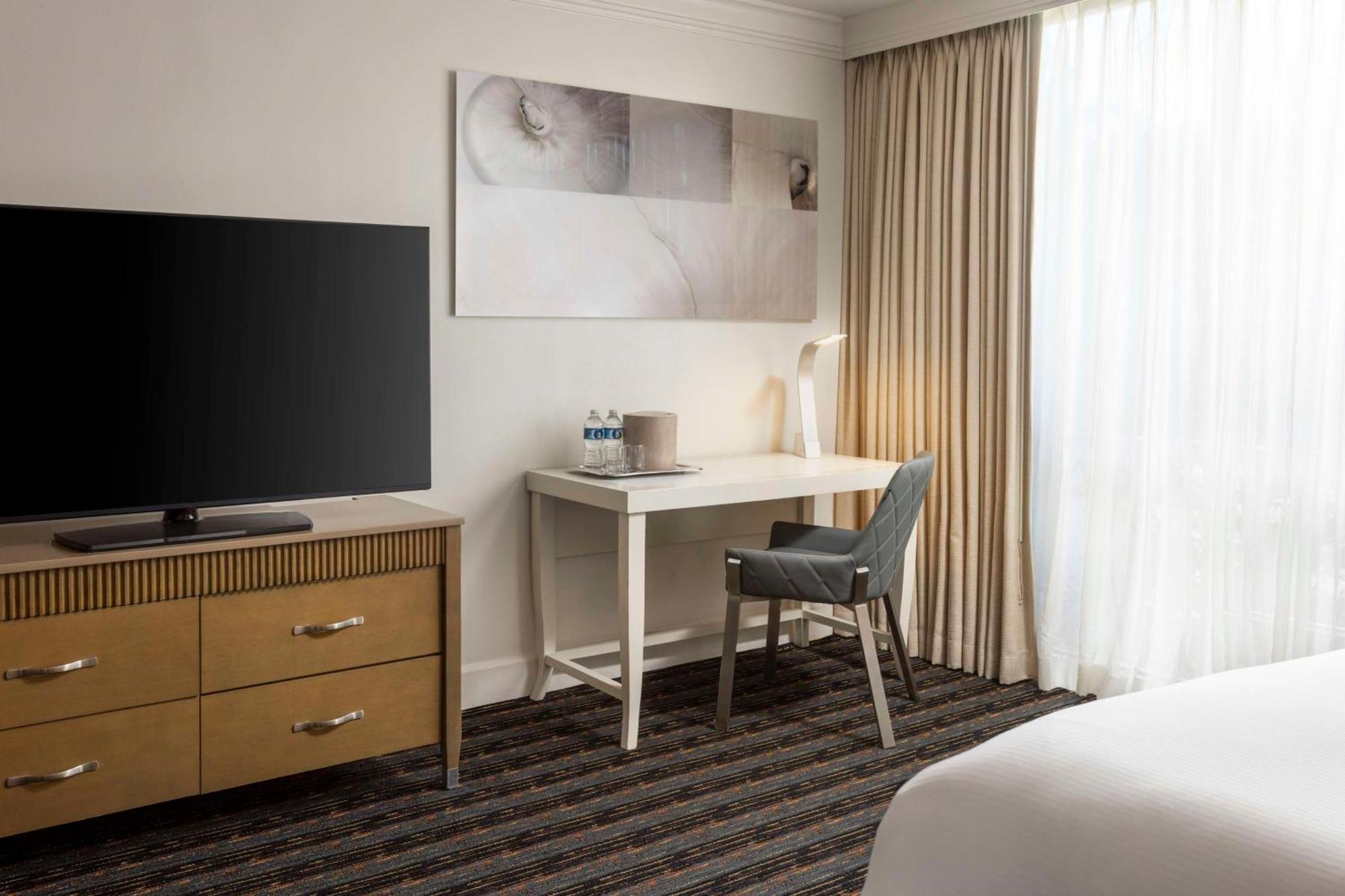 Standard Queen Room Two Queen Beds