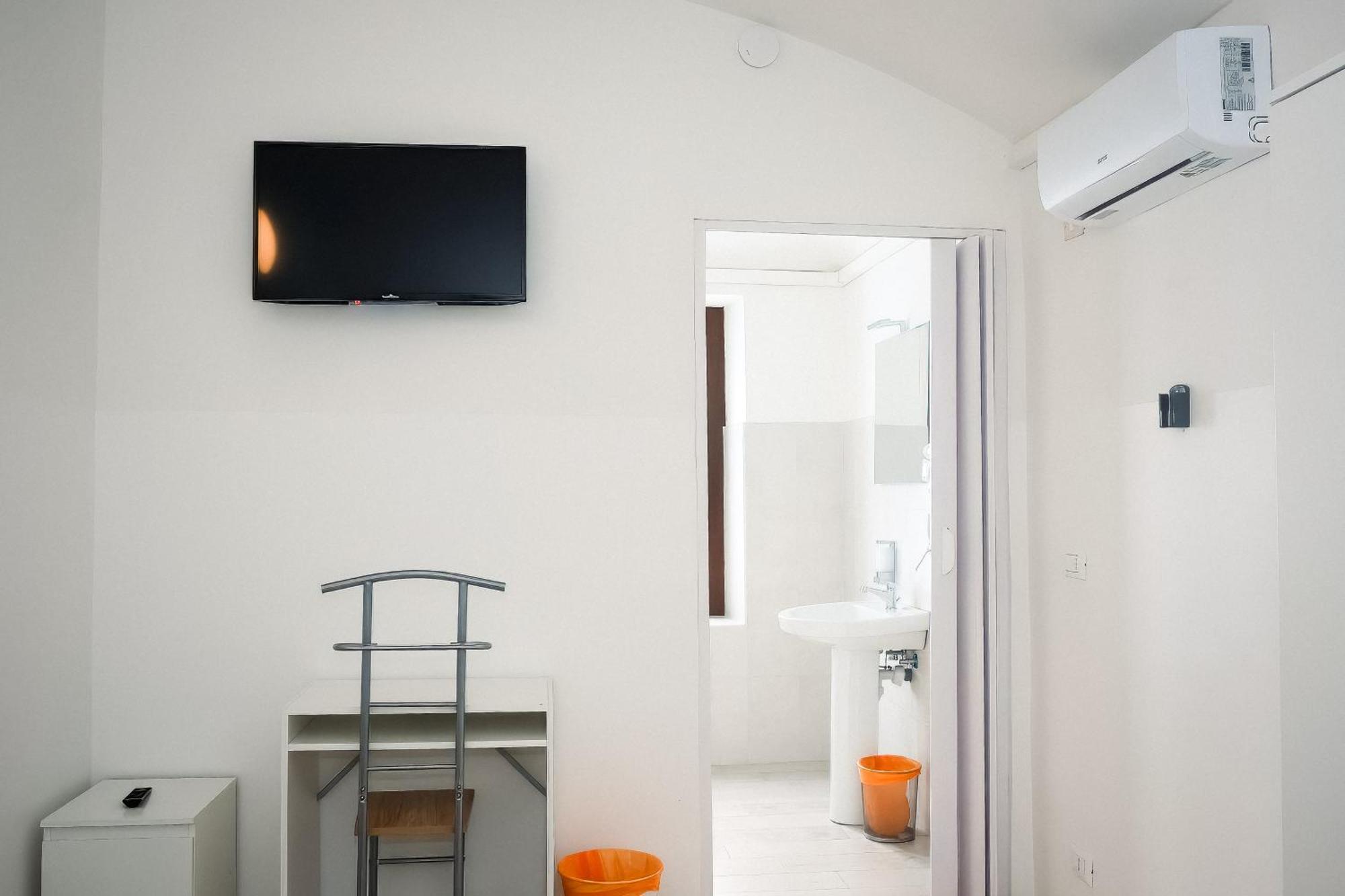 Economy Single Room