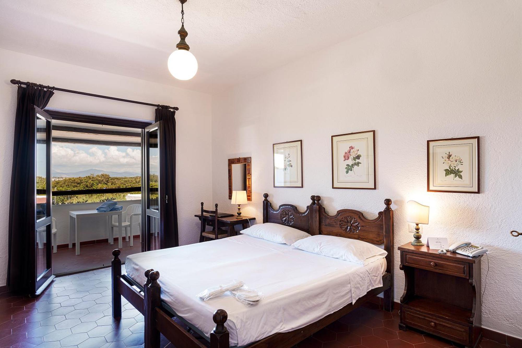 Double or Twin Room Garden View