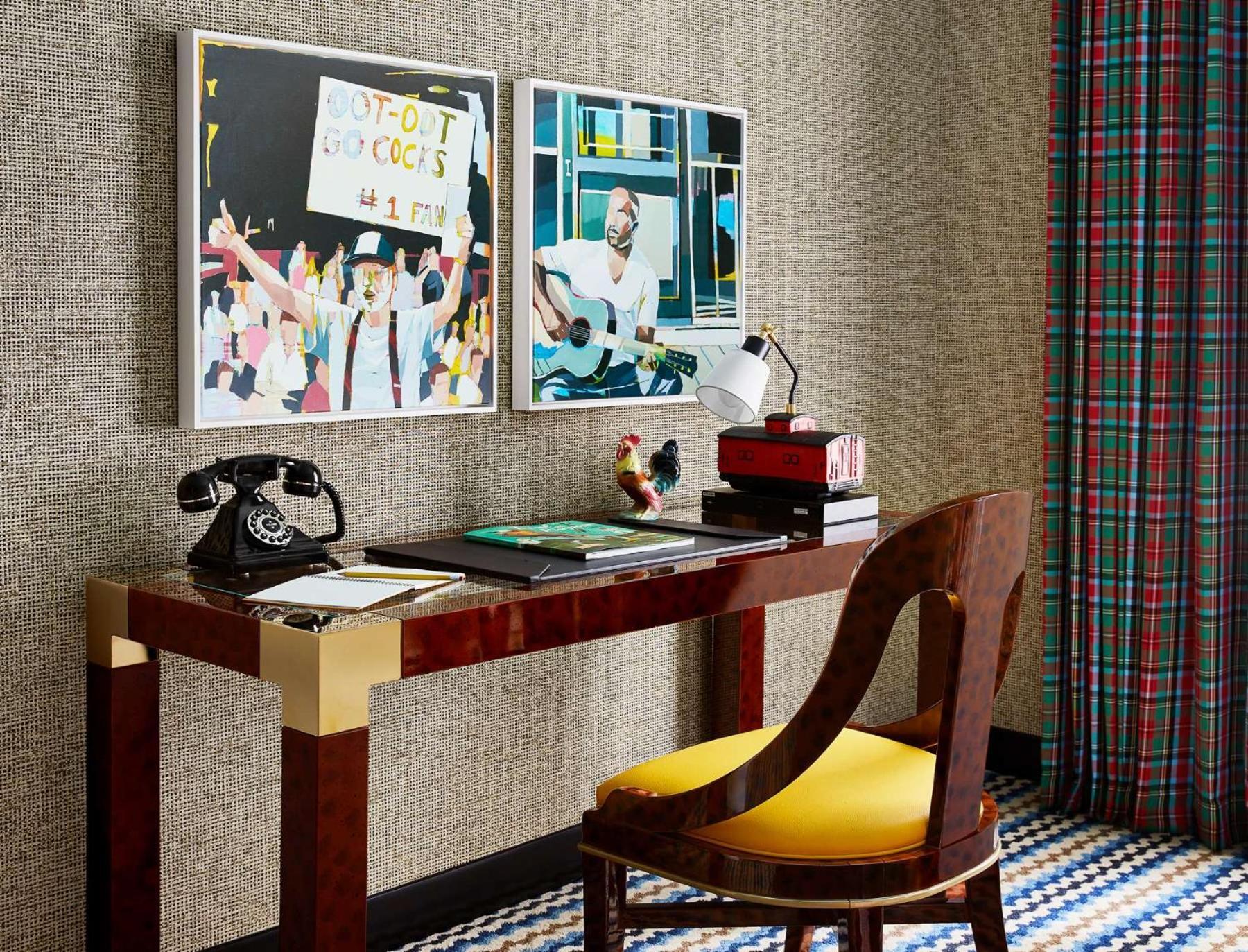 Graduate King Room