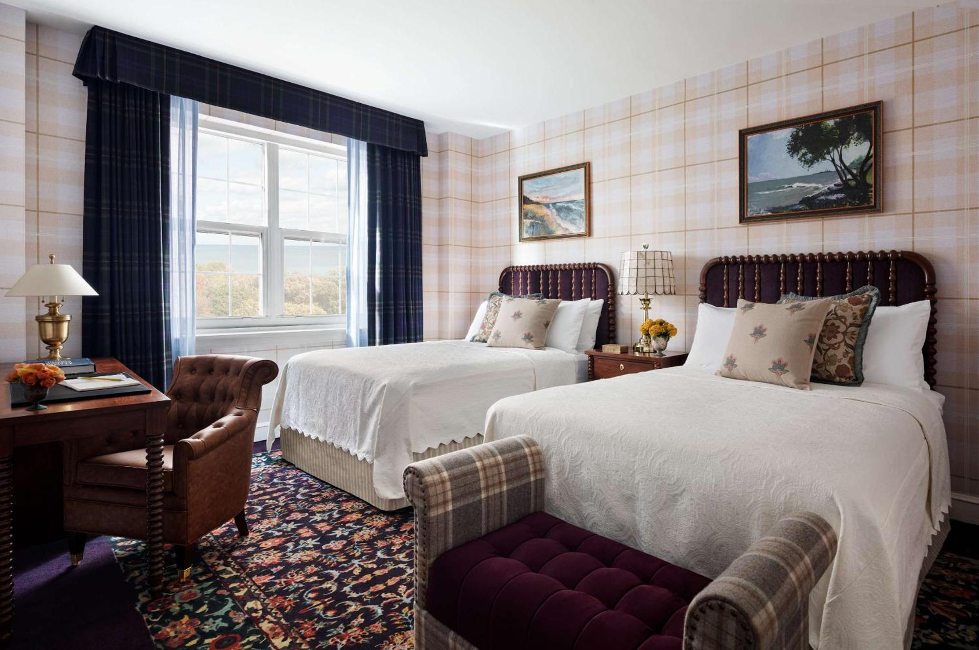 Graduate Double Room Two Double Beds