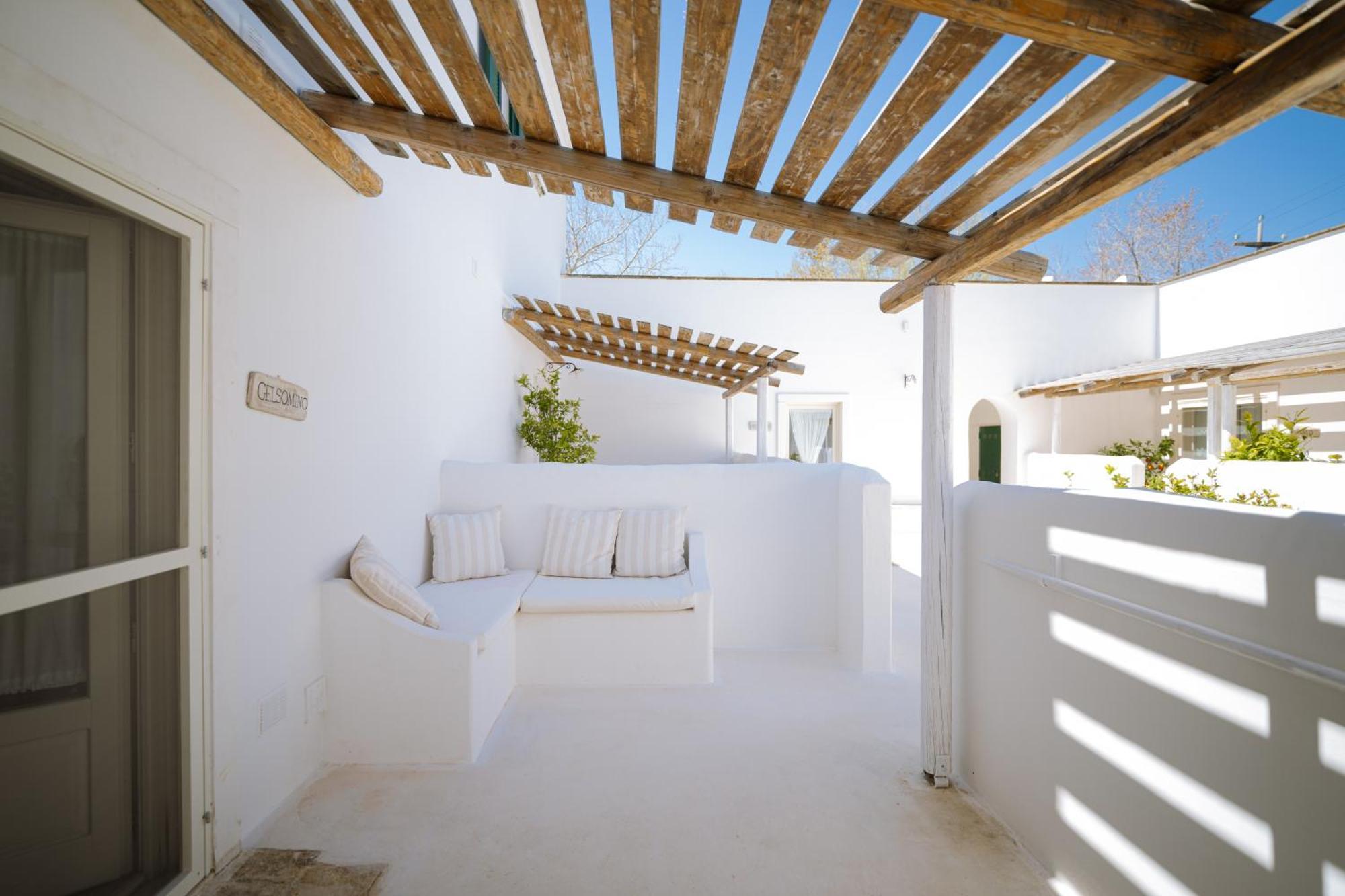 Deluxe Double Room Garden View