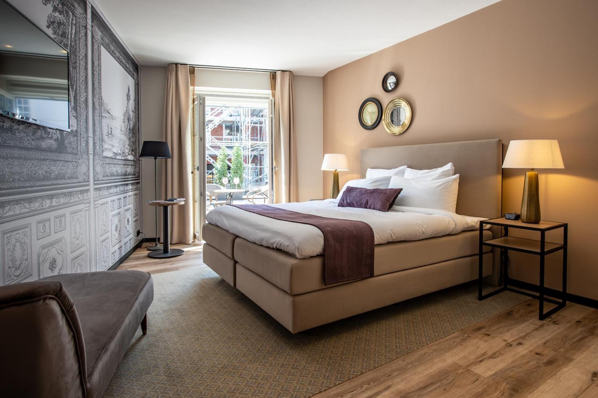 King Room Garden View