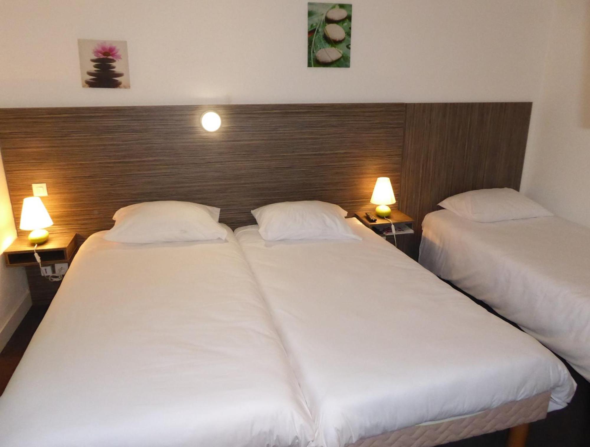 Basic Triple Room