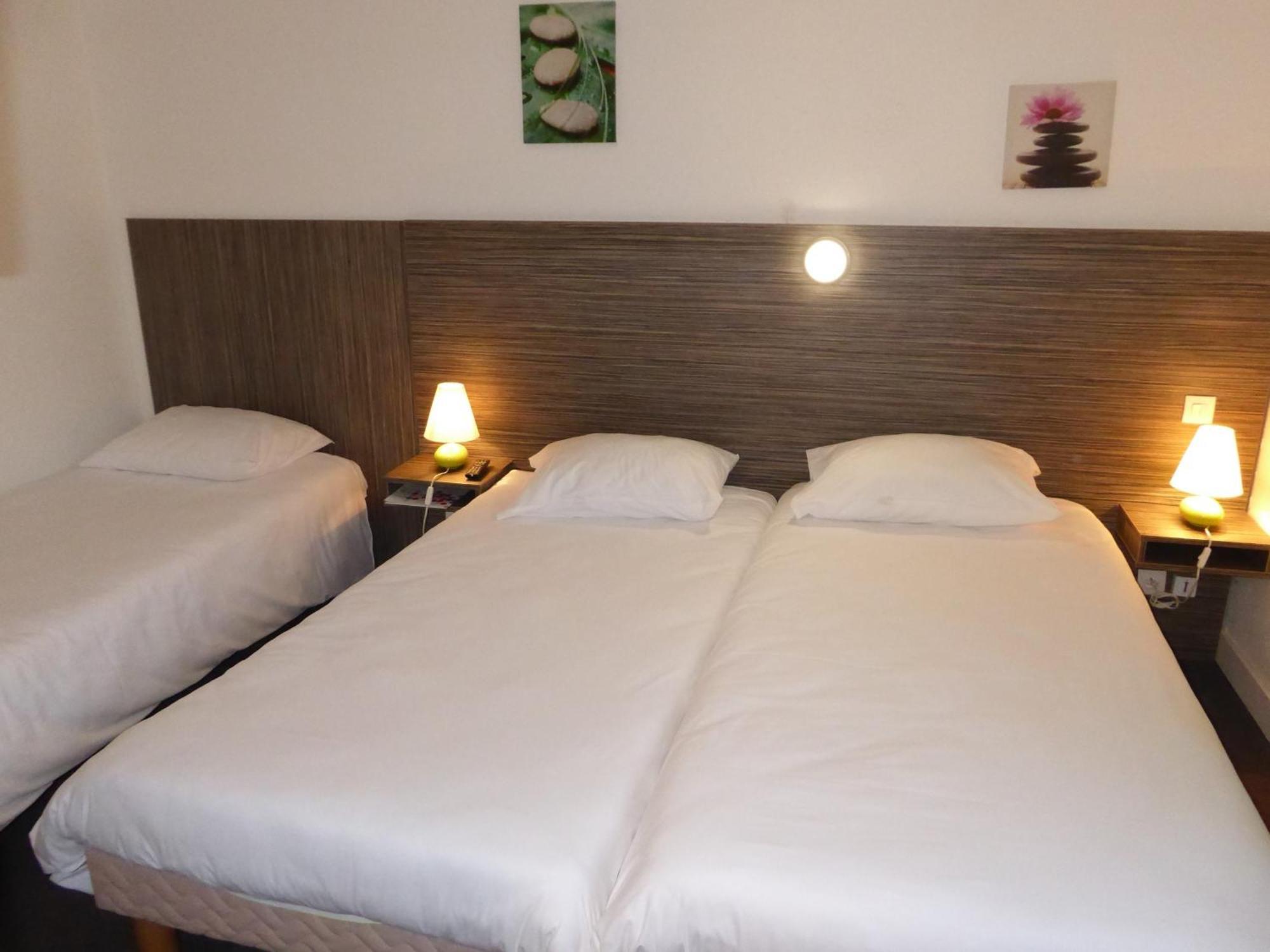 Basic Triple Room