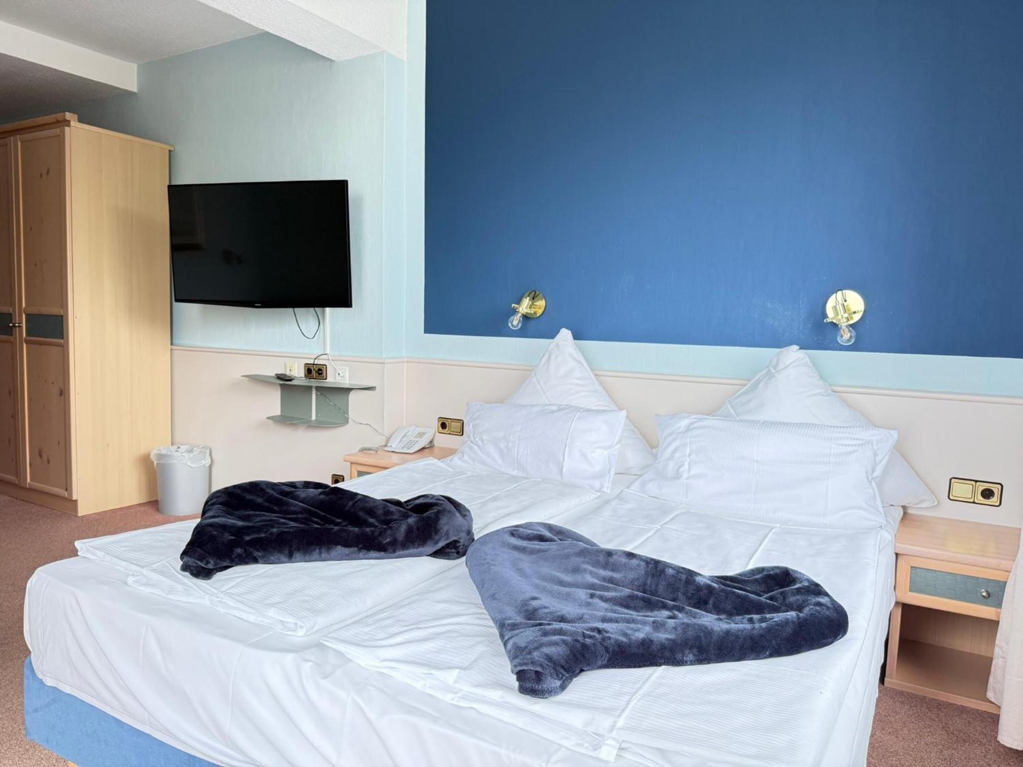 Double Room Side Sea View