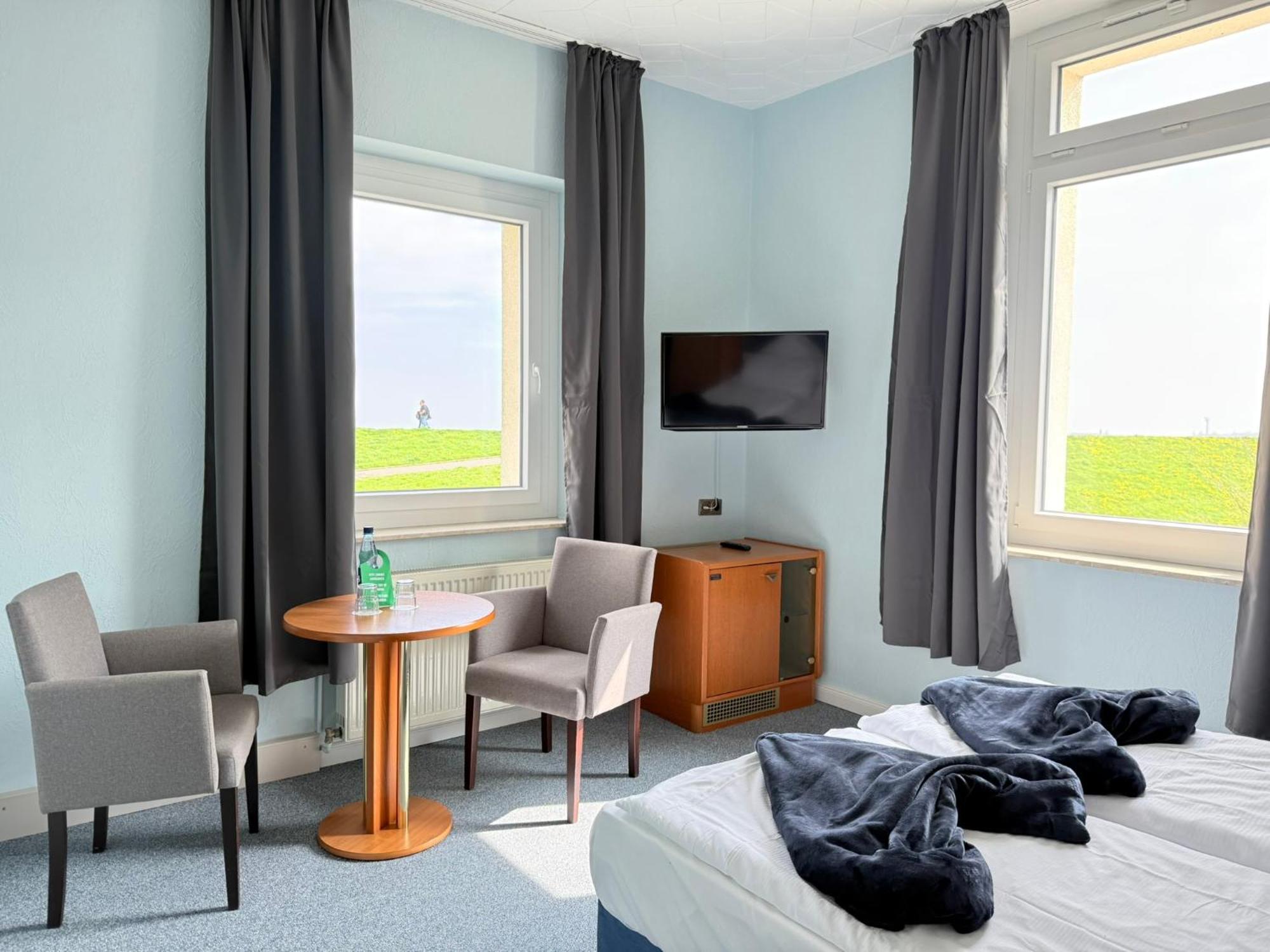 Double Room Side Sea View