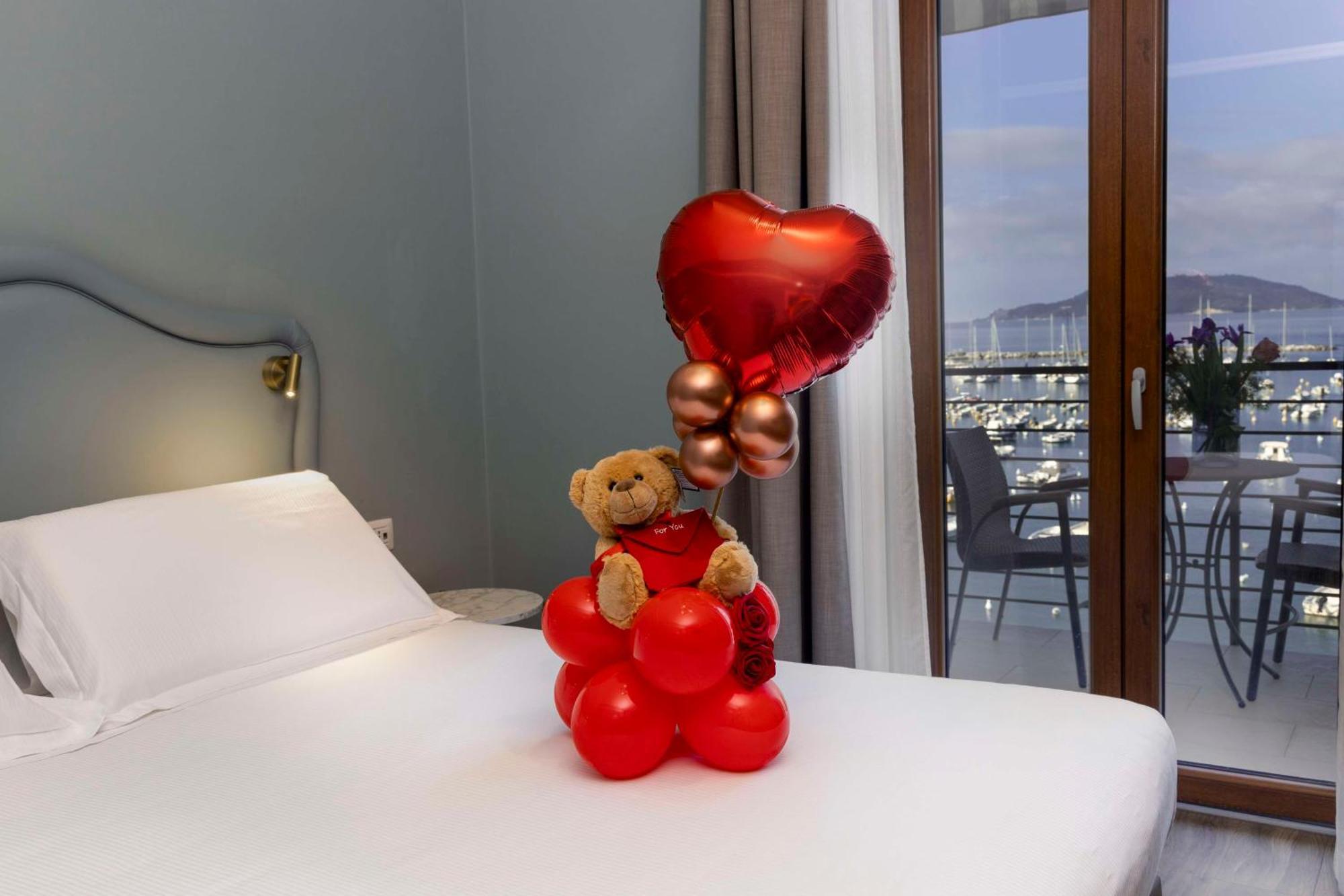 Superior Queen Room Balcony Sea View
