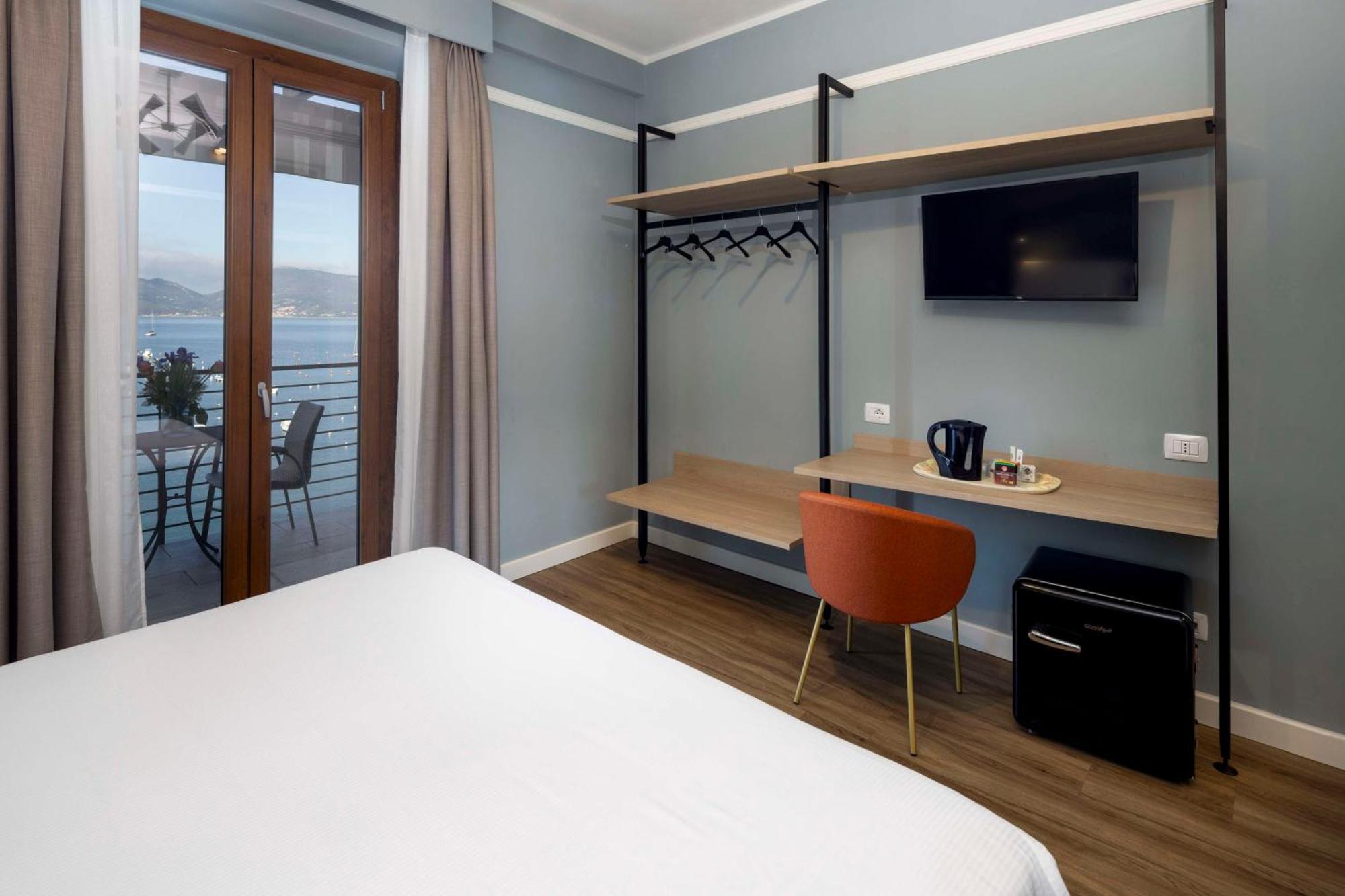 Superior Queen Room Balcony Sea View