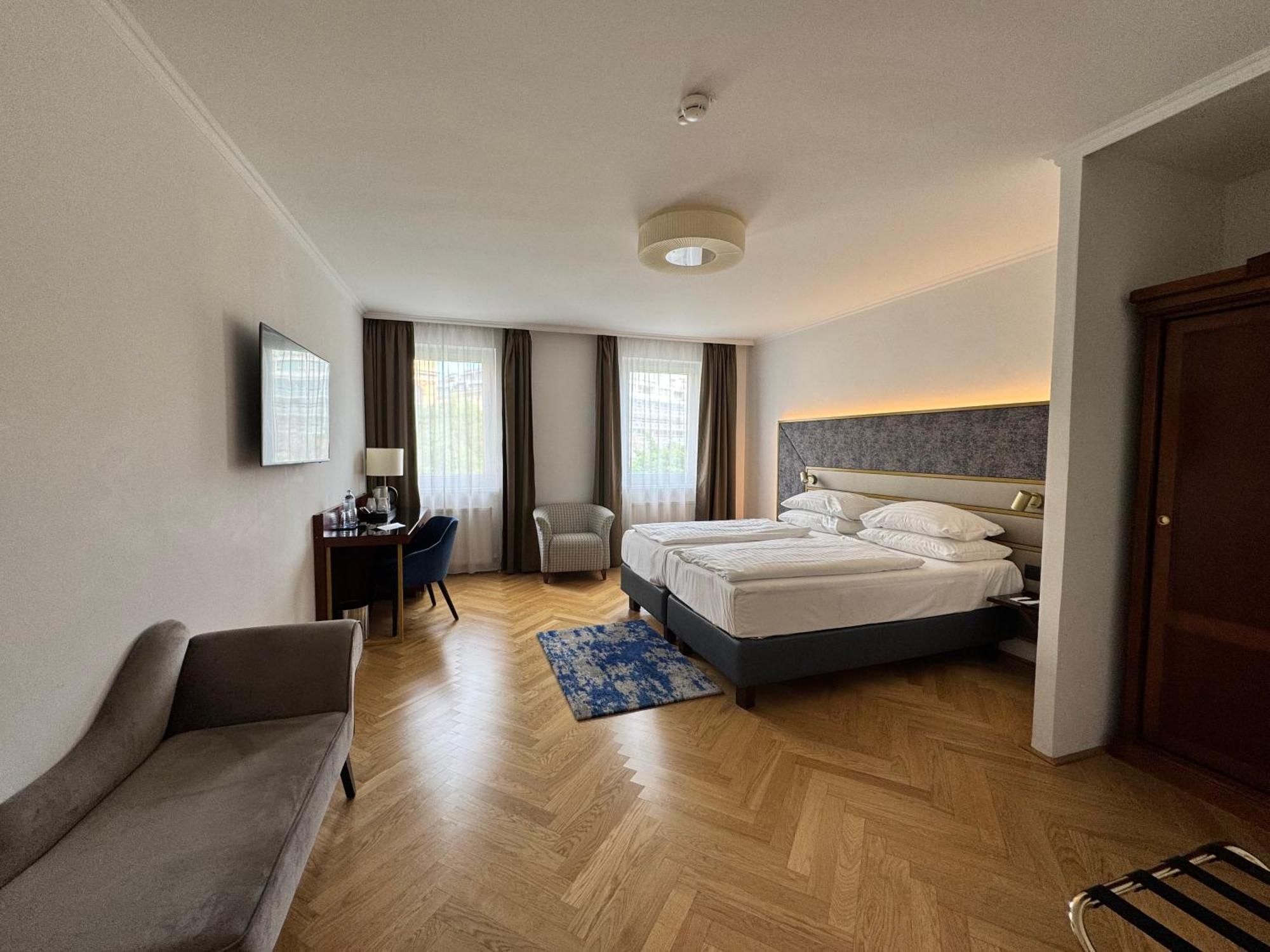 Deluxe Room Double or Twin