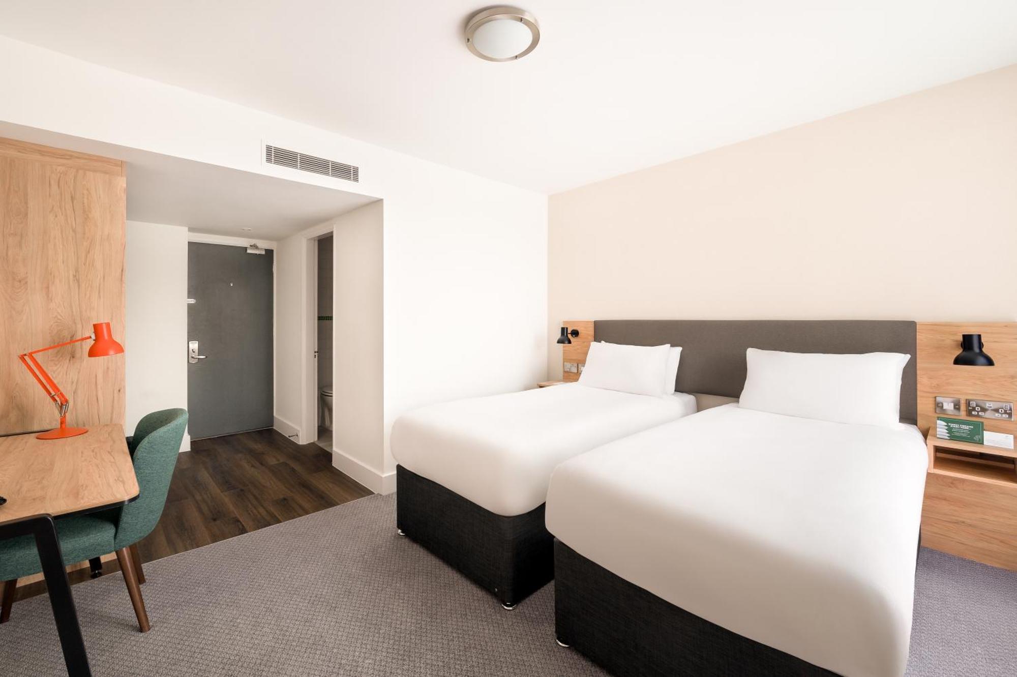 Chambre Standard avec 2 Lits Simples