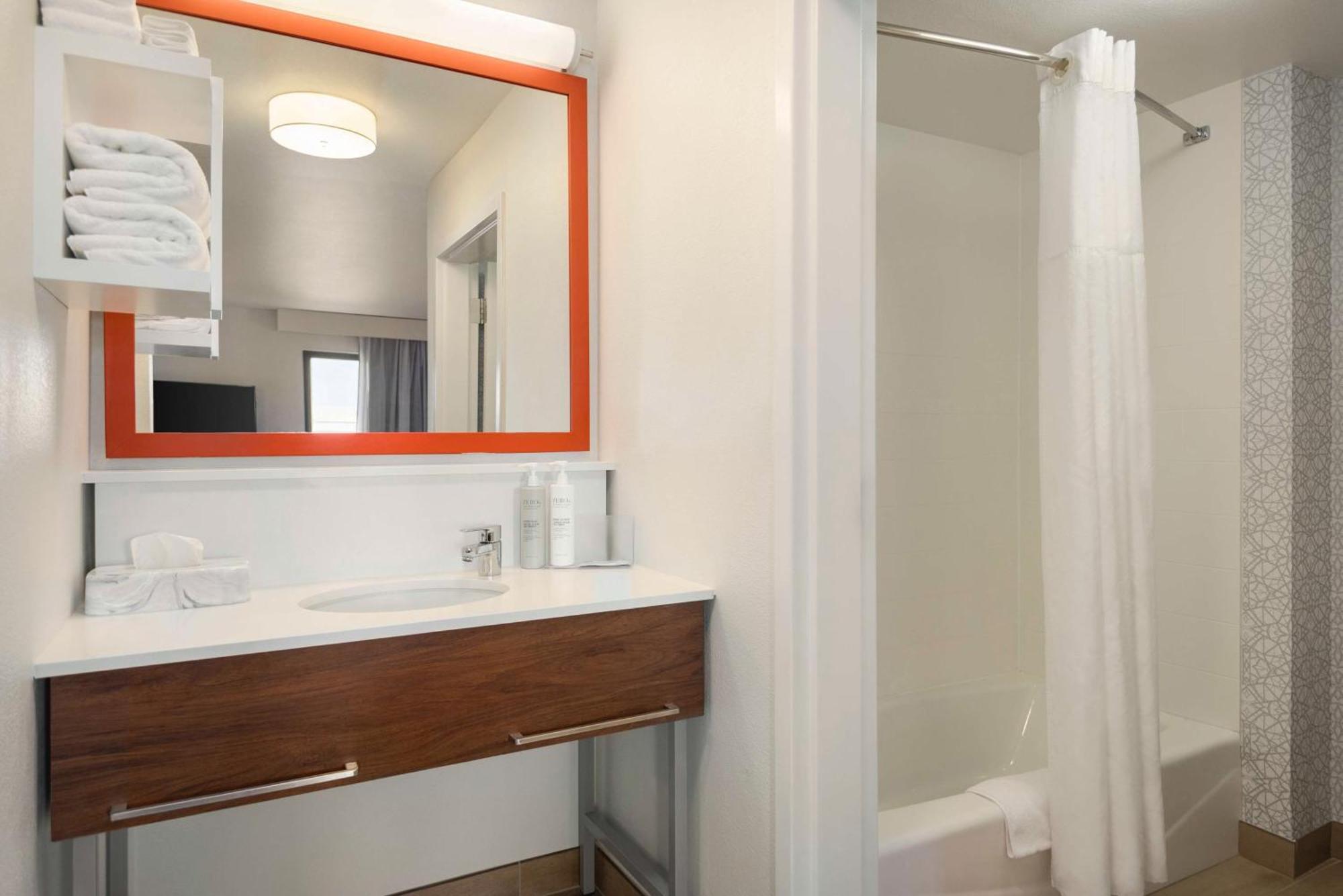 Queen Studio Suite Two Queen Beds Non-Smoking