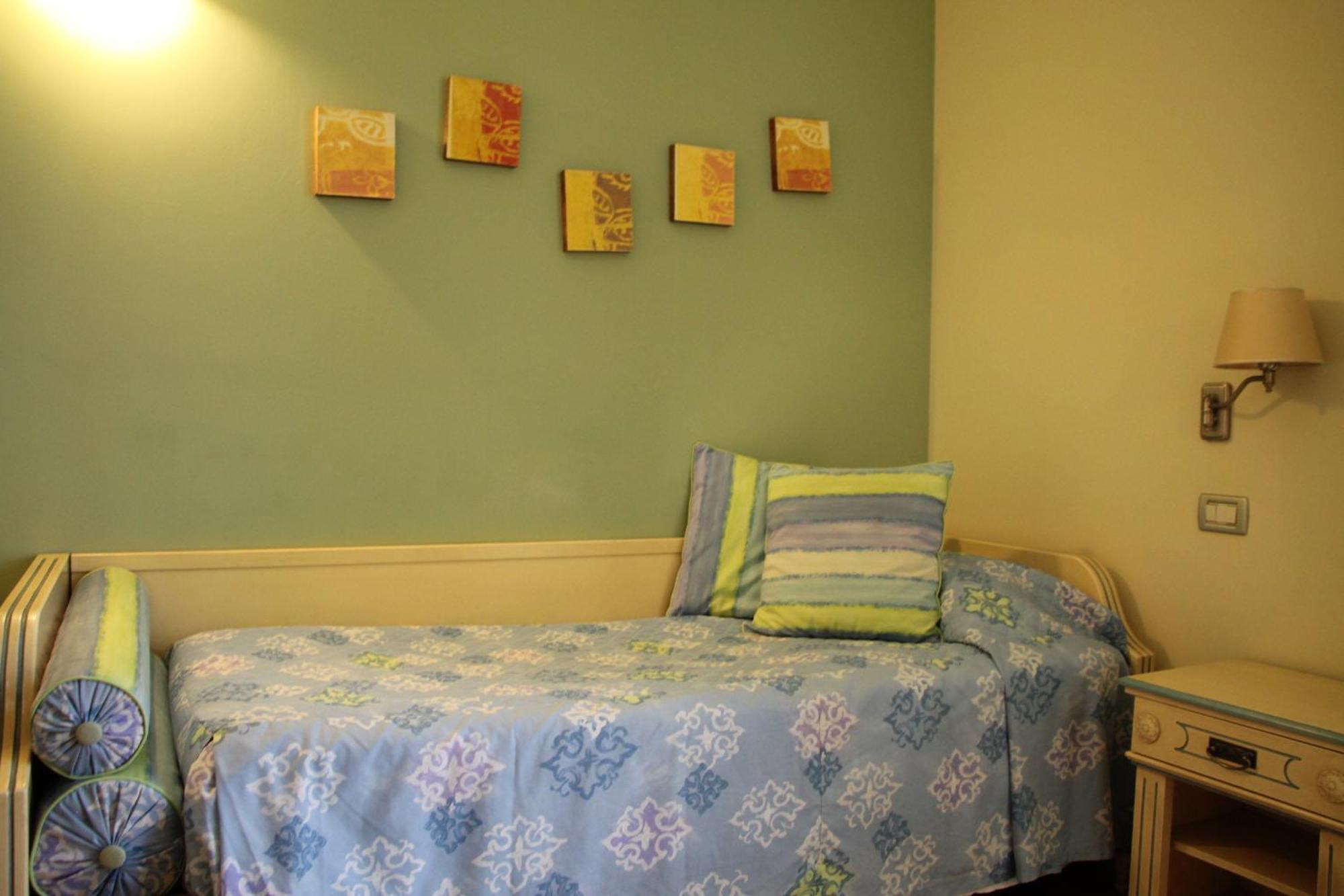Single Room
