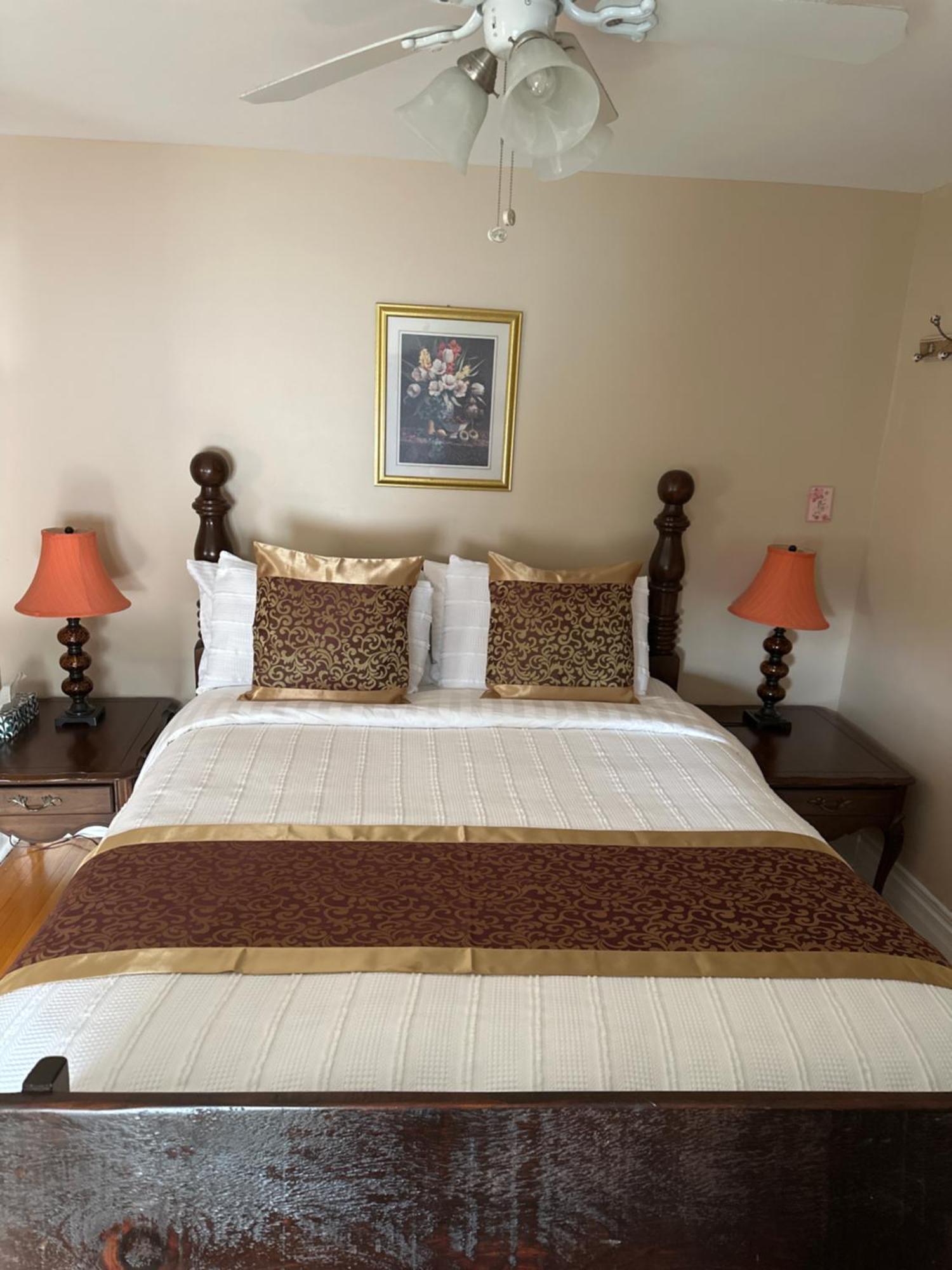 Superior Queen Suite