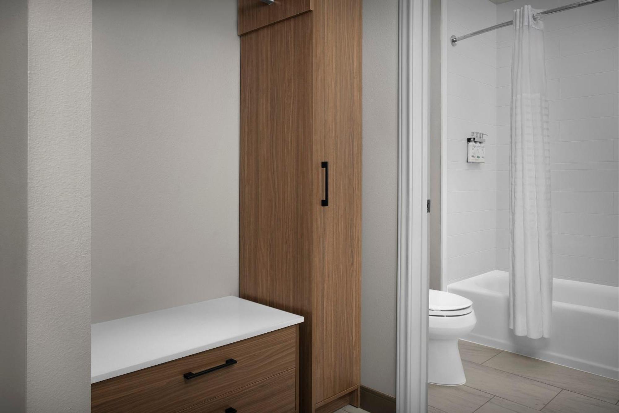 One-Bedroom Suite with Two Double Beds