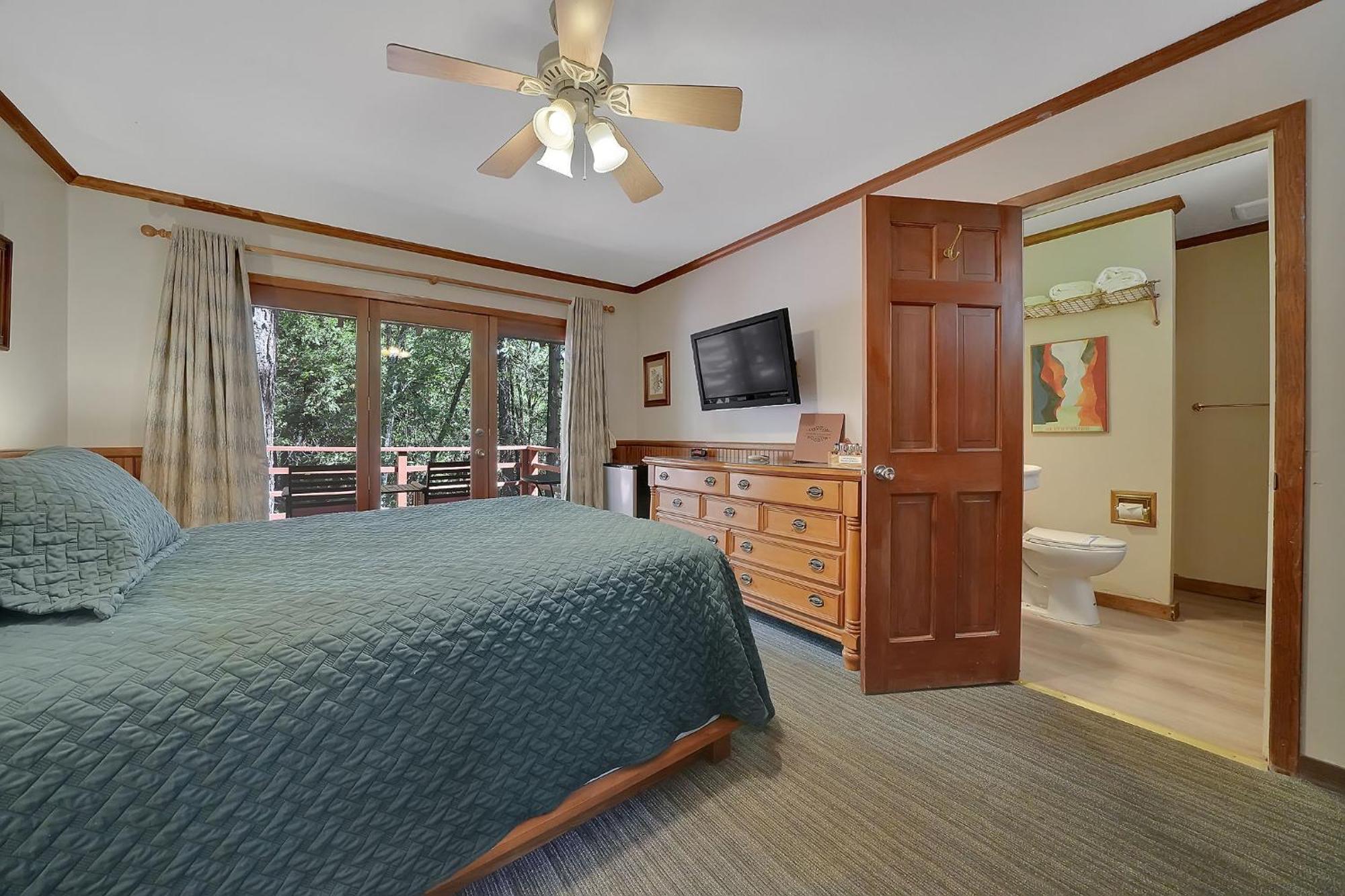 Queen Room