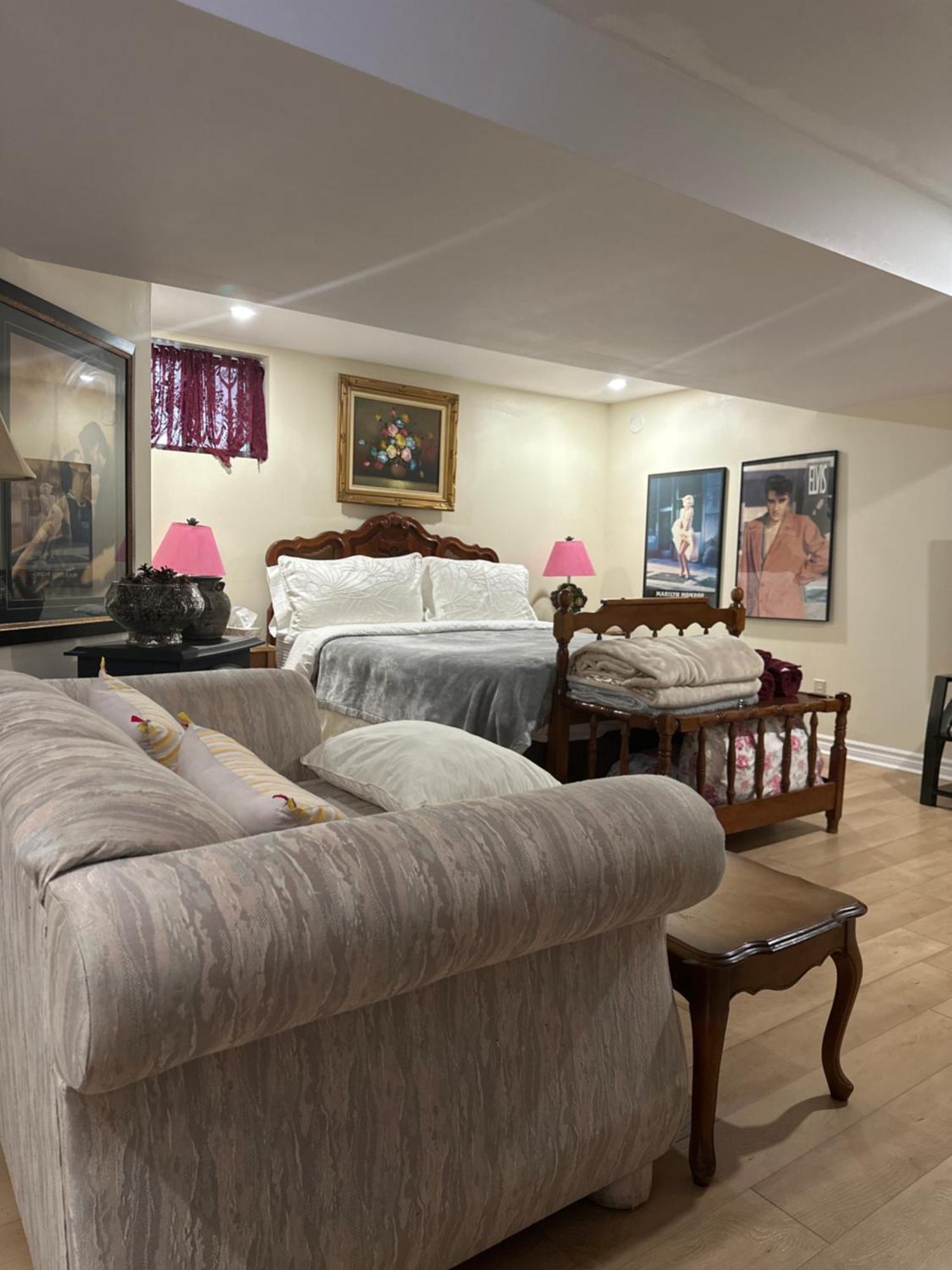 Deluxe Double Room Bath