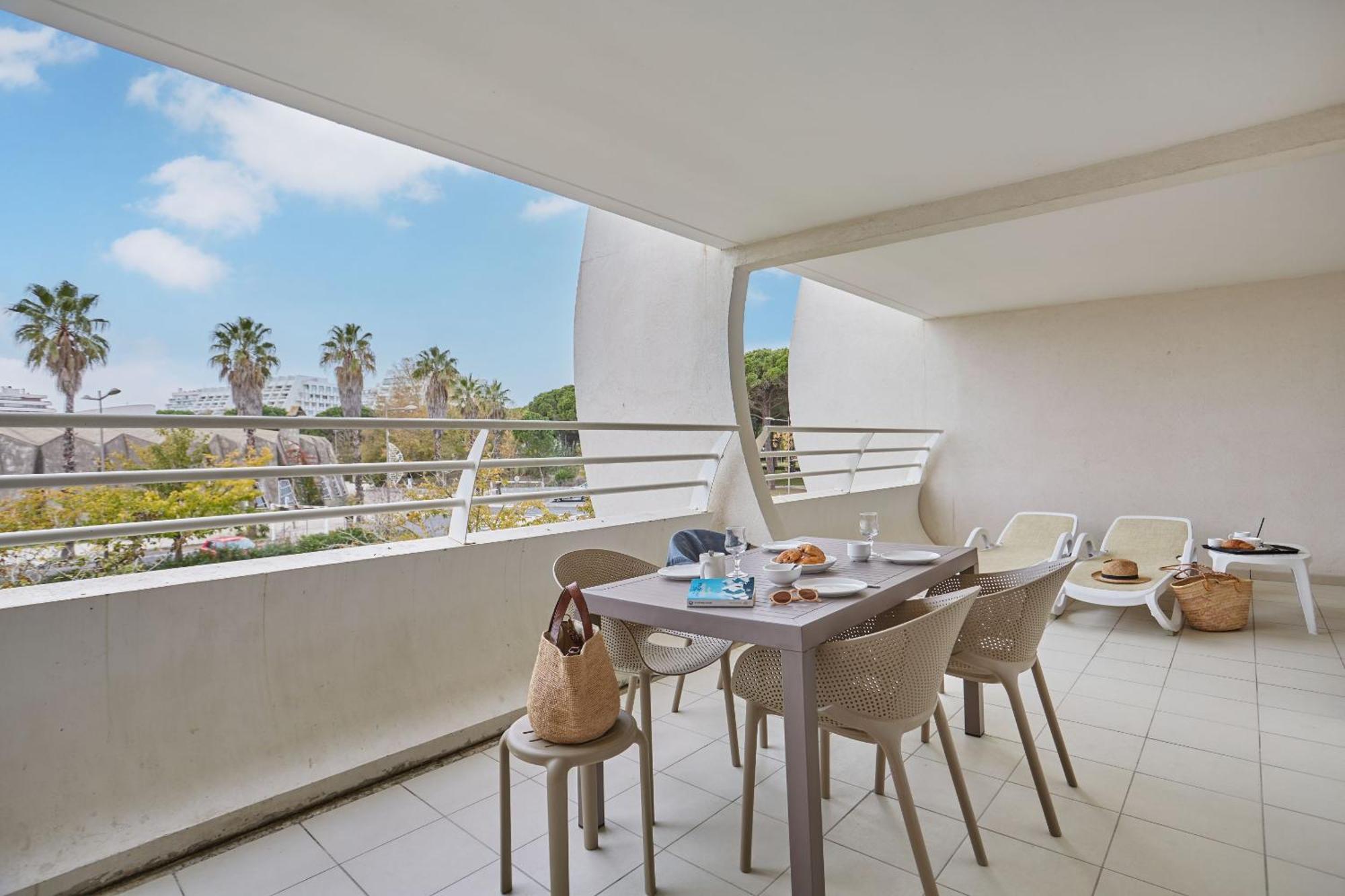Apartment Sea View