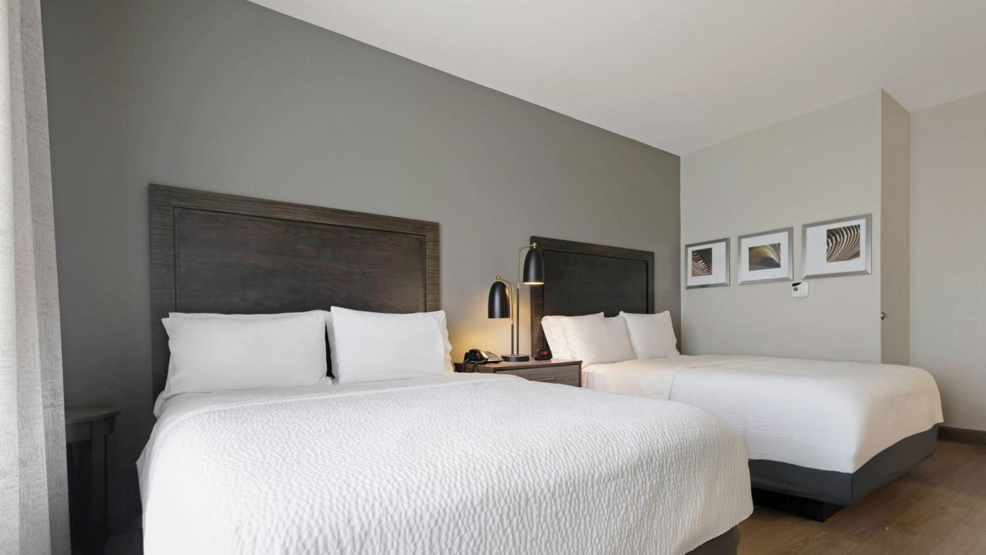 Standard Queen Room Two Queen Beds