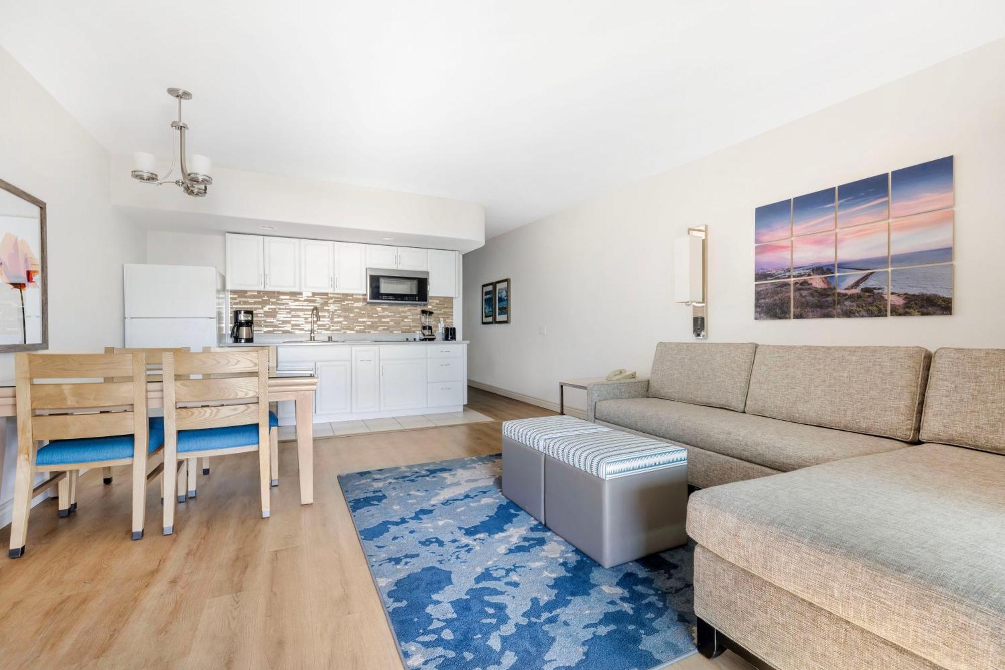 One-Bedroom King Suite Balcony Ocean View