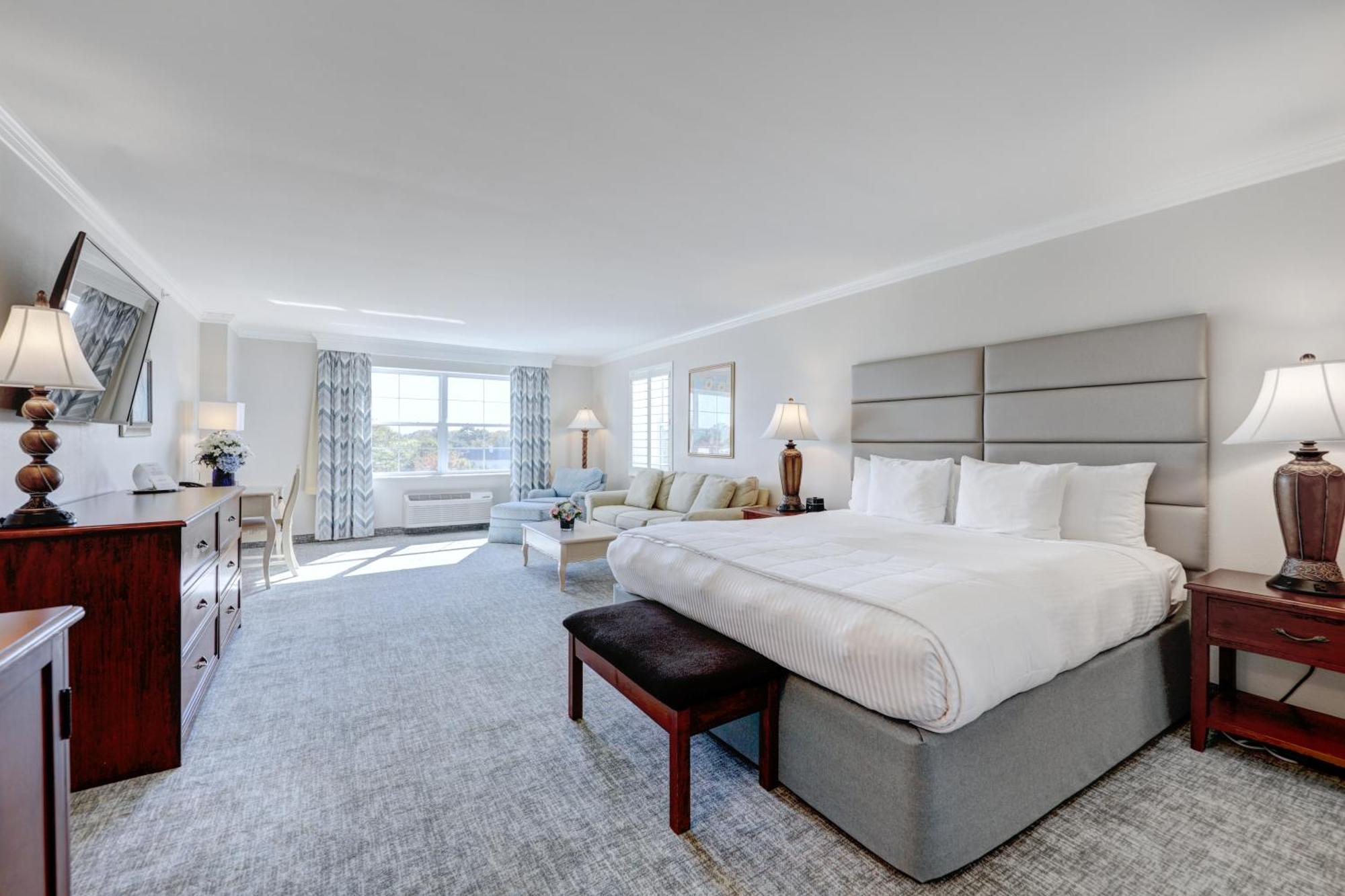 Superior King Room