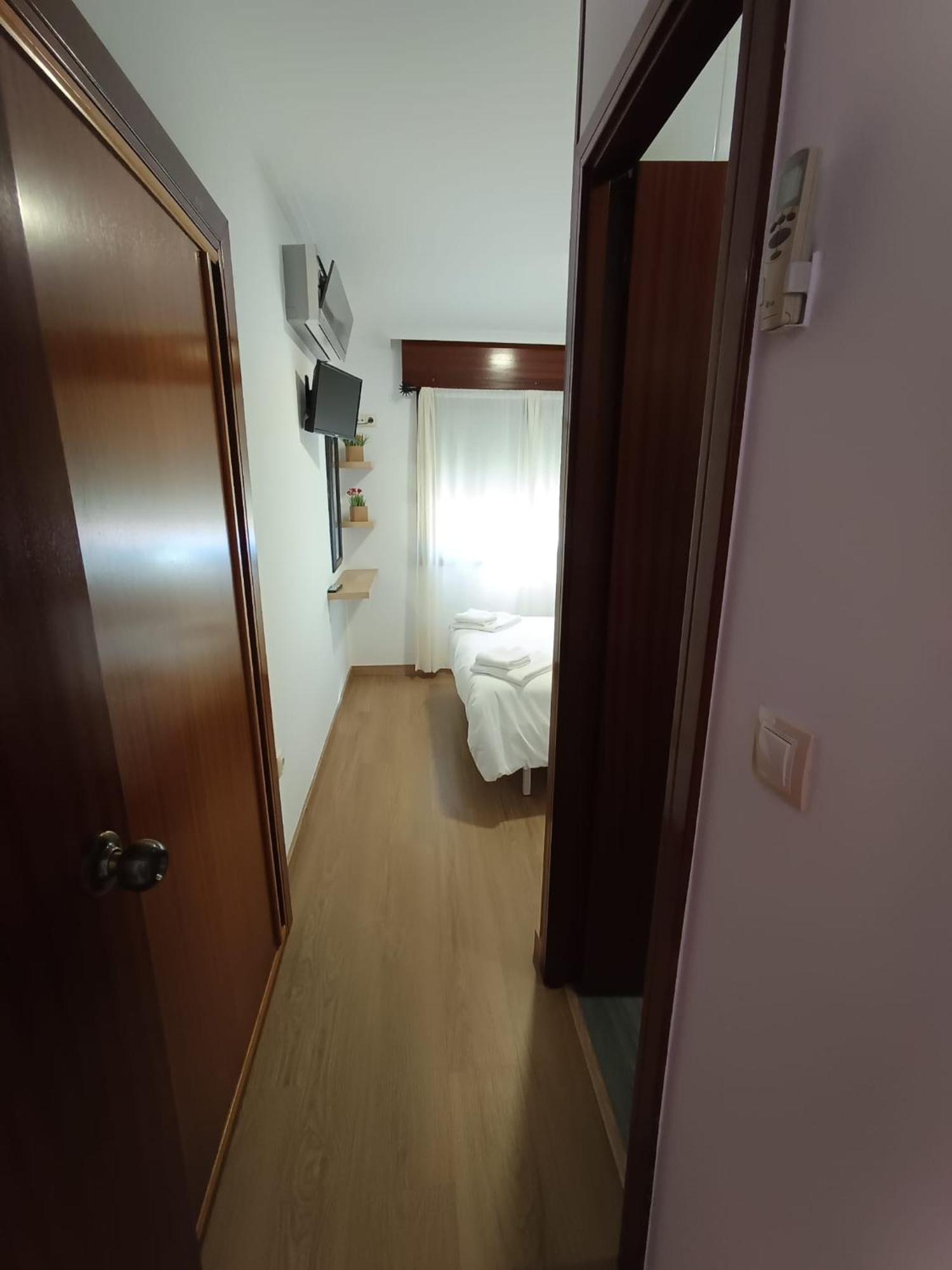 Double Room Private Bathroom