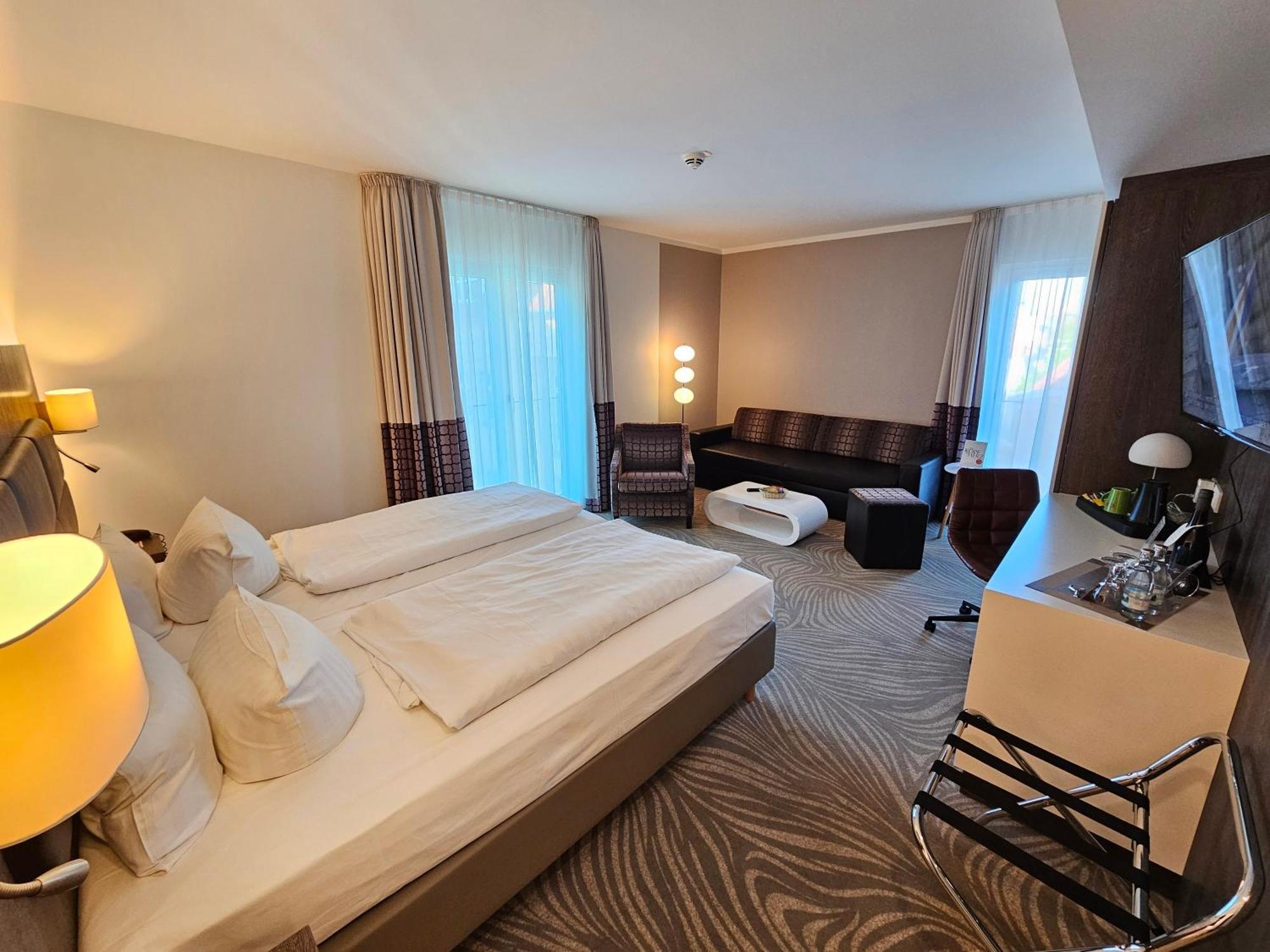 Superior Double Room Bathroom