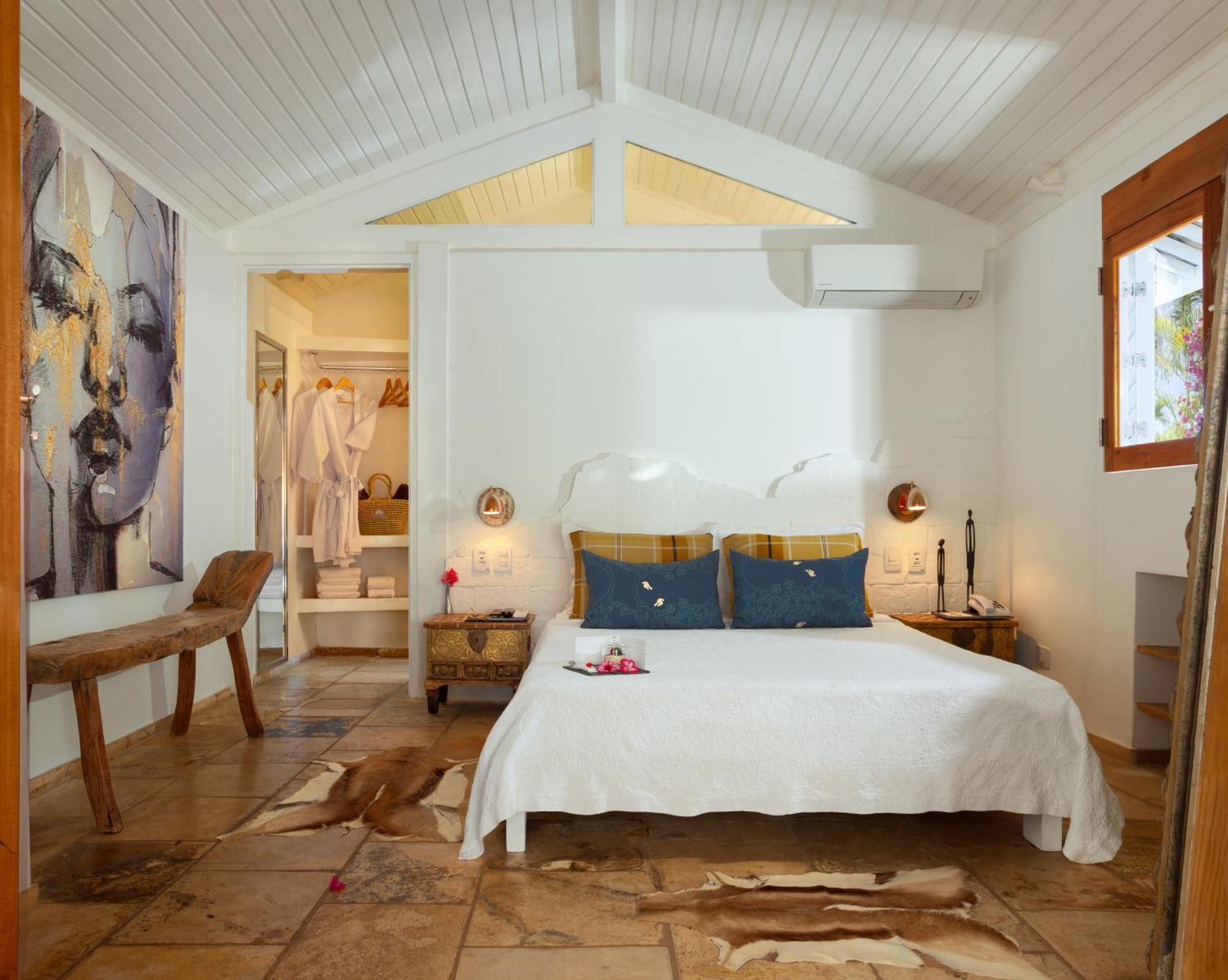 Suite front of Pool