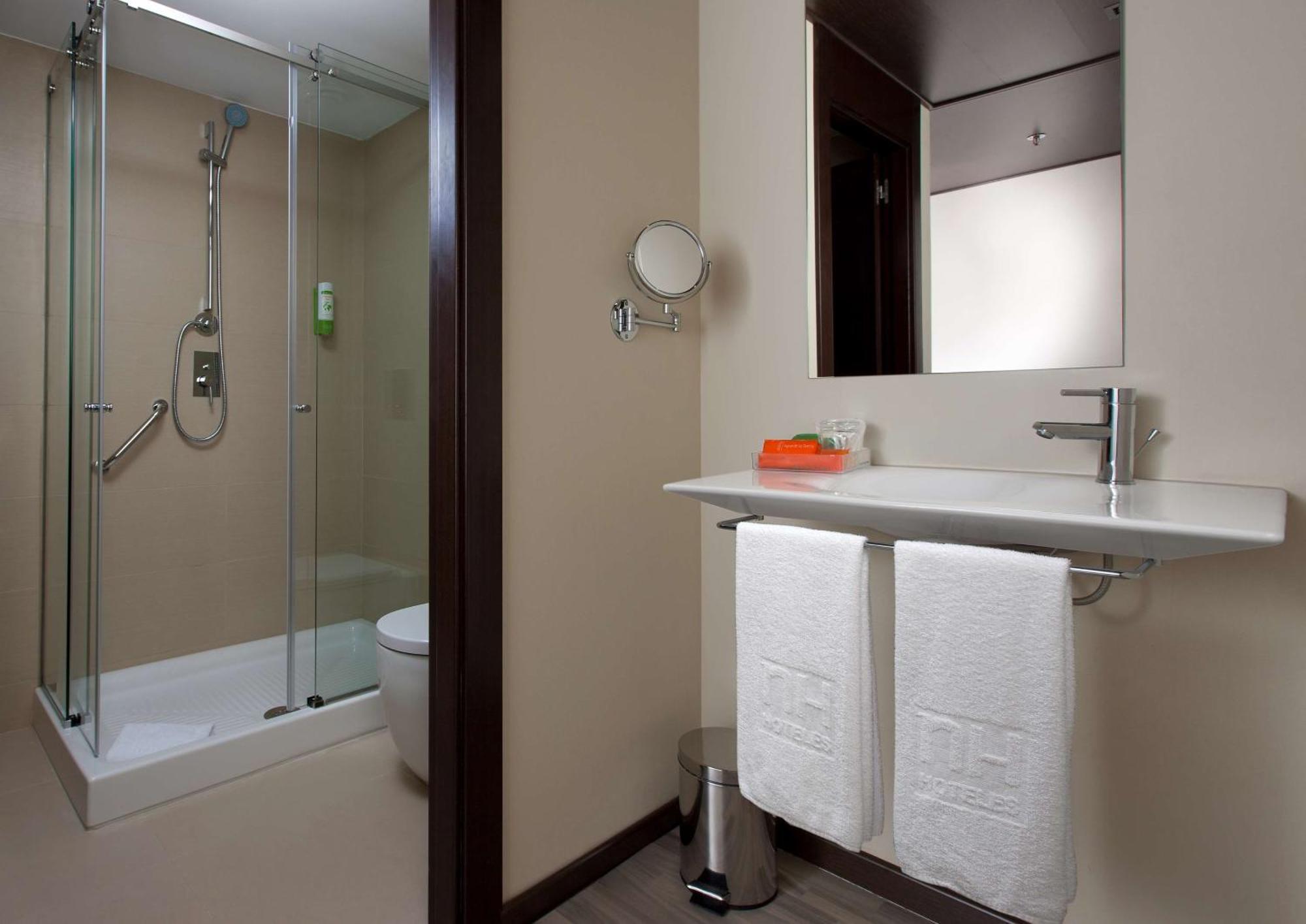 Superior Double or Twin Room,1664659700:JPEG