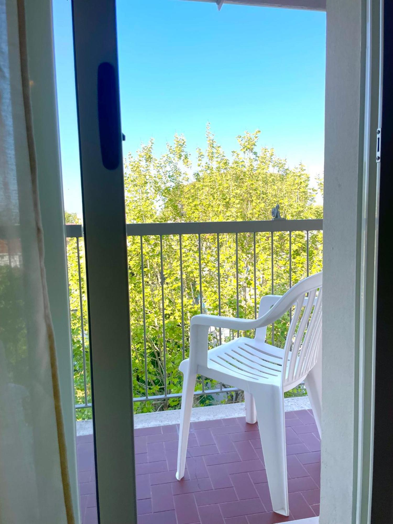 Standard Double or Twin Room Balcony