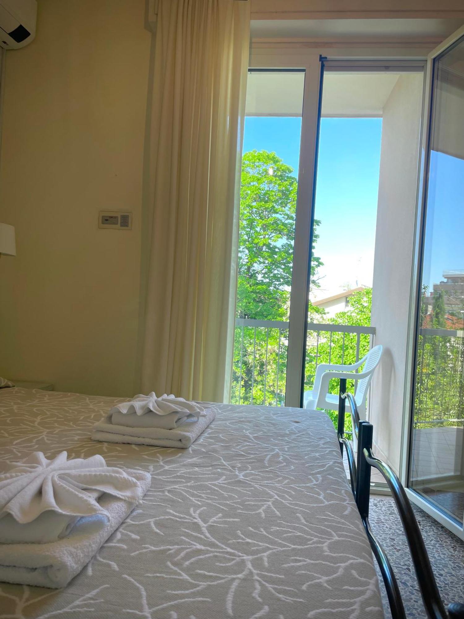 Standard Double or Twin Room Balcony