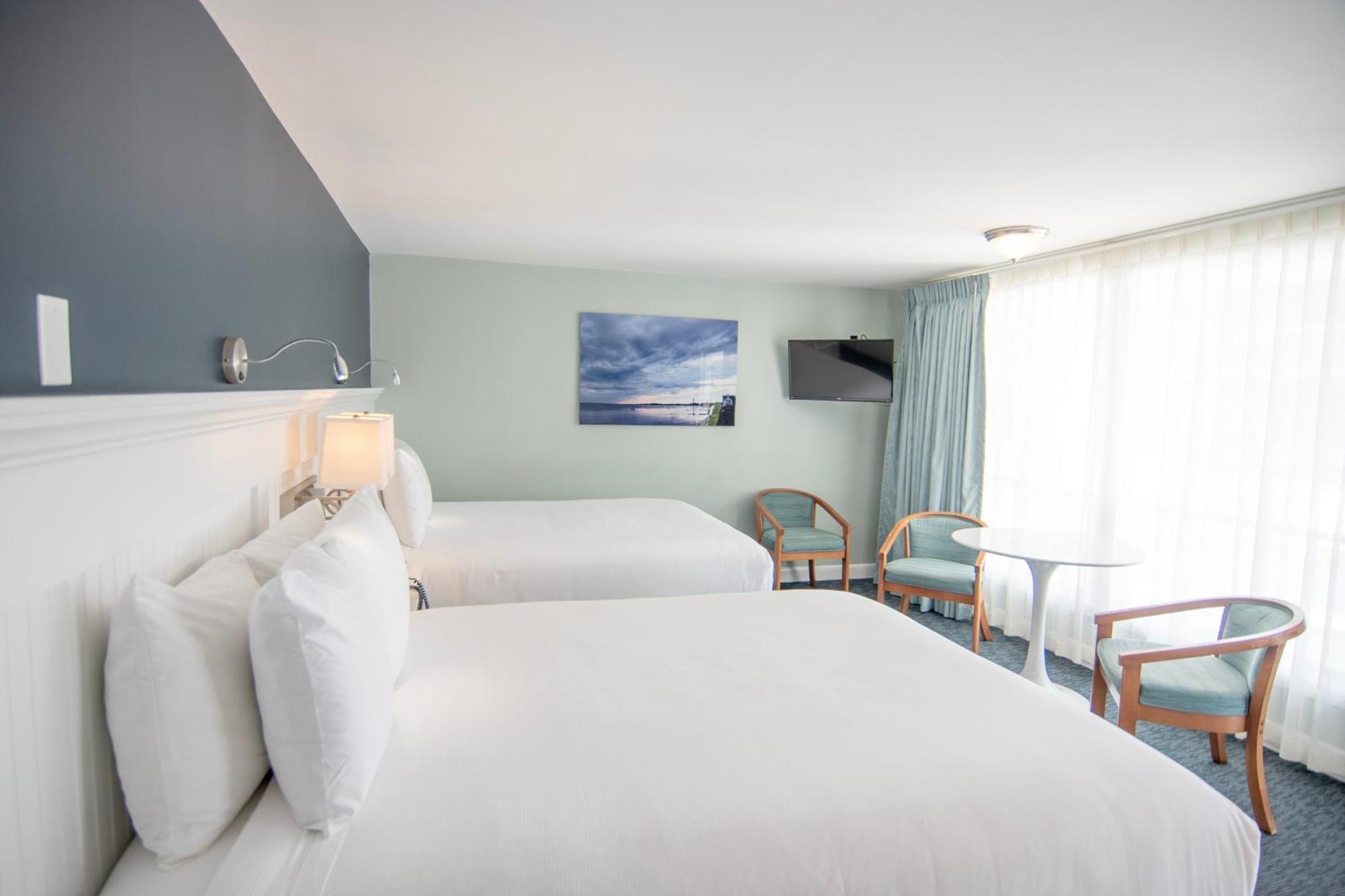 Queen Suite
