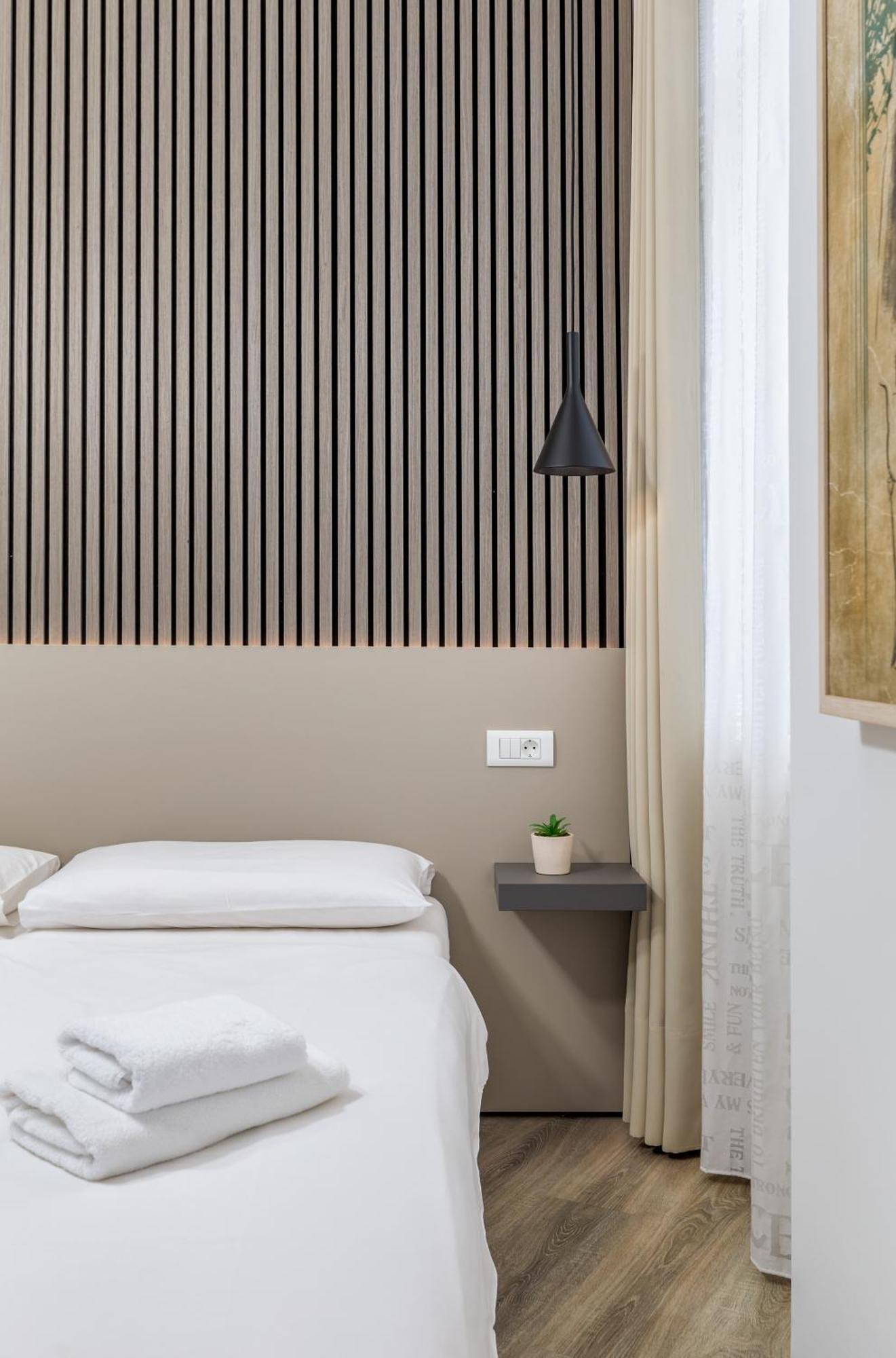 Deluxe Double or Twin Room City View