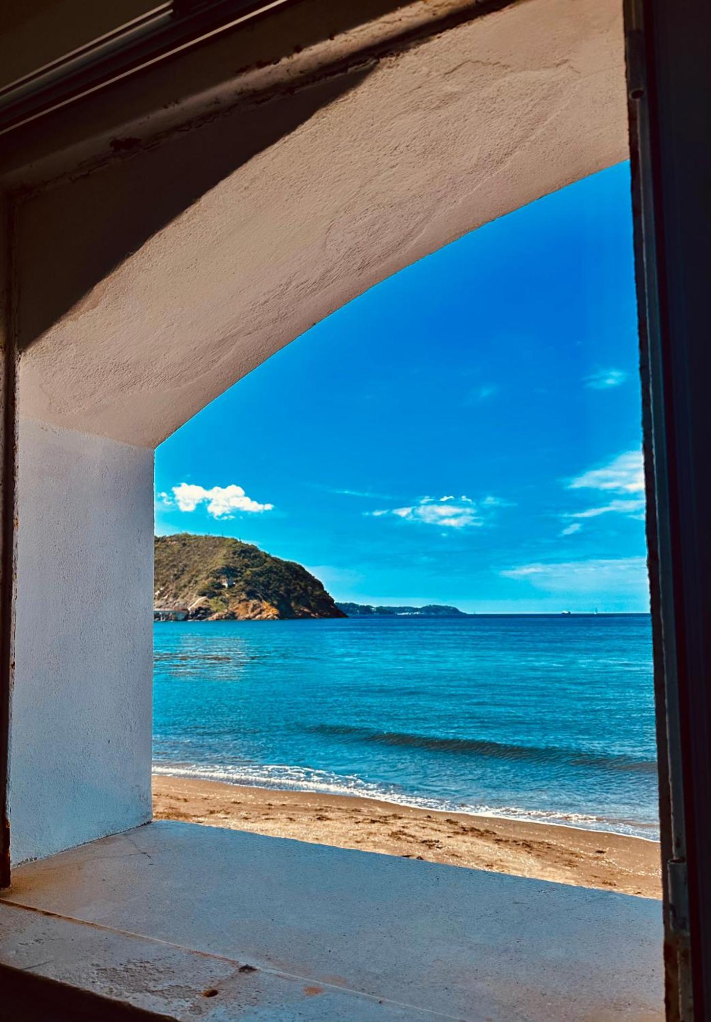 Double or Twin Room Sea View