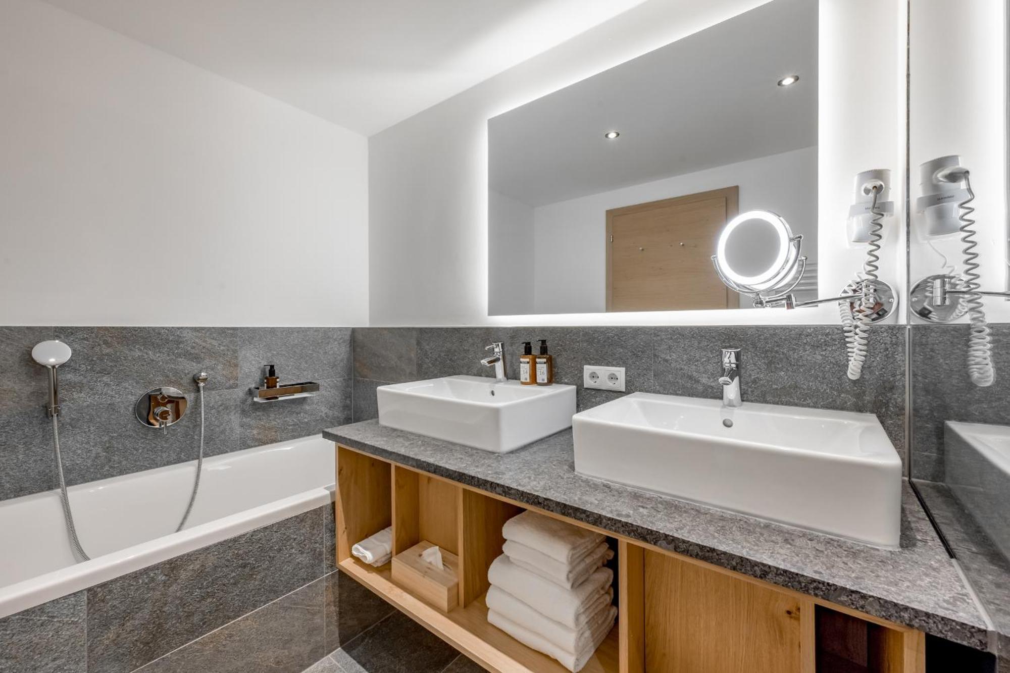 Luxury Apartment I 42 Pers