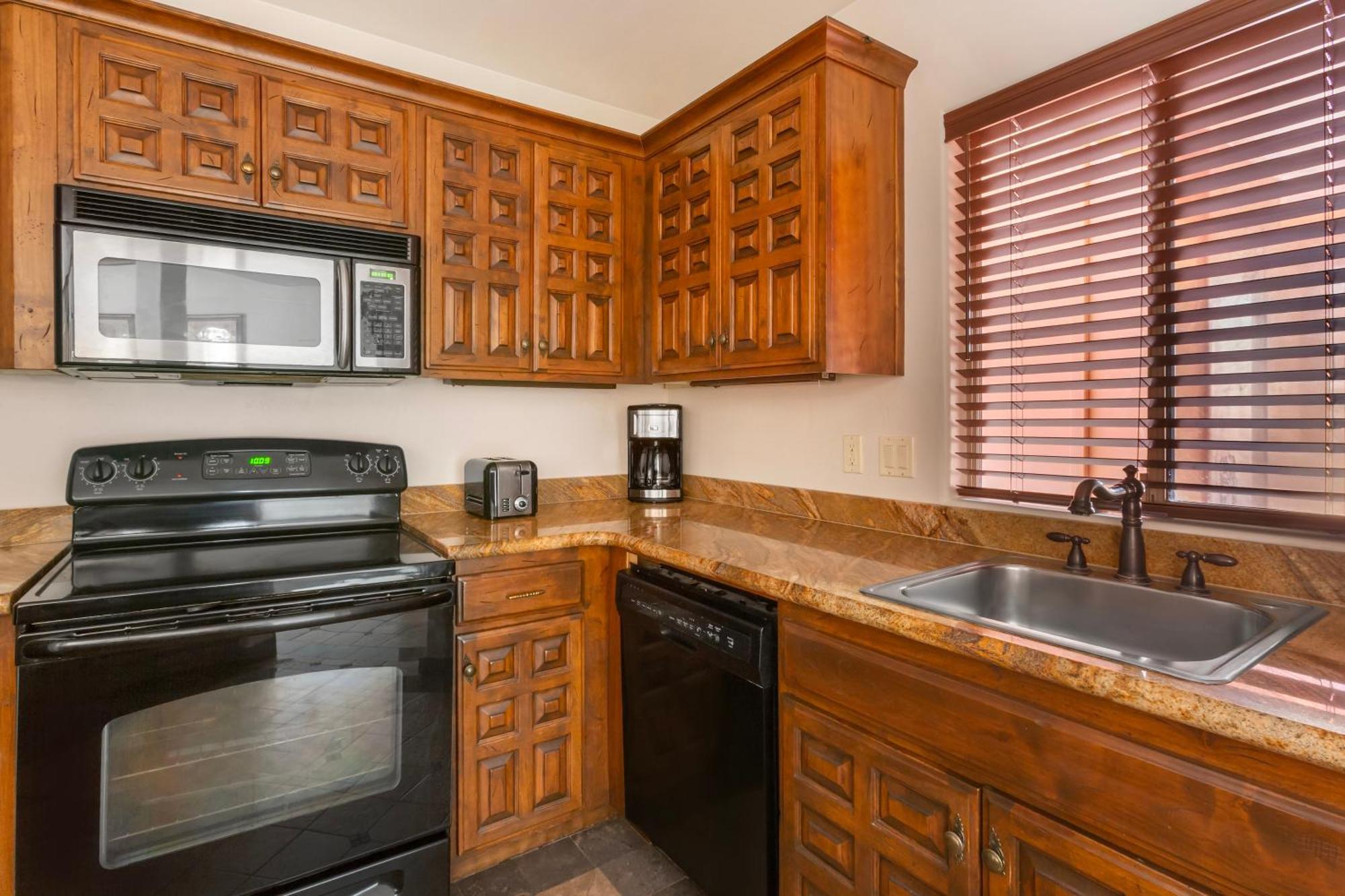 1 BEDROOM 1 KING MESA SUITE