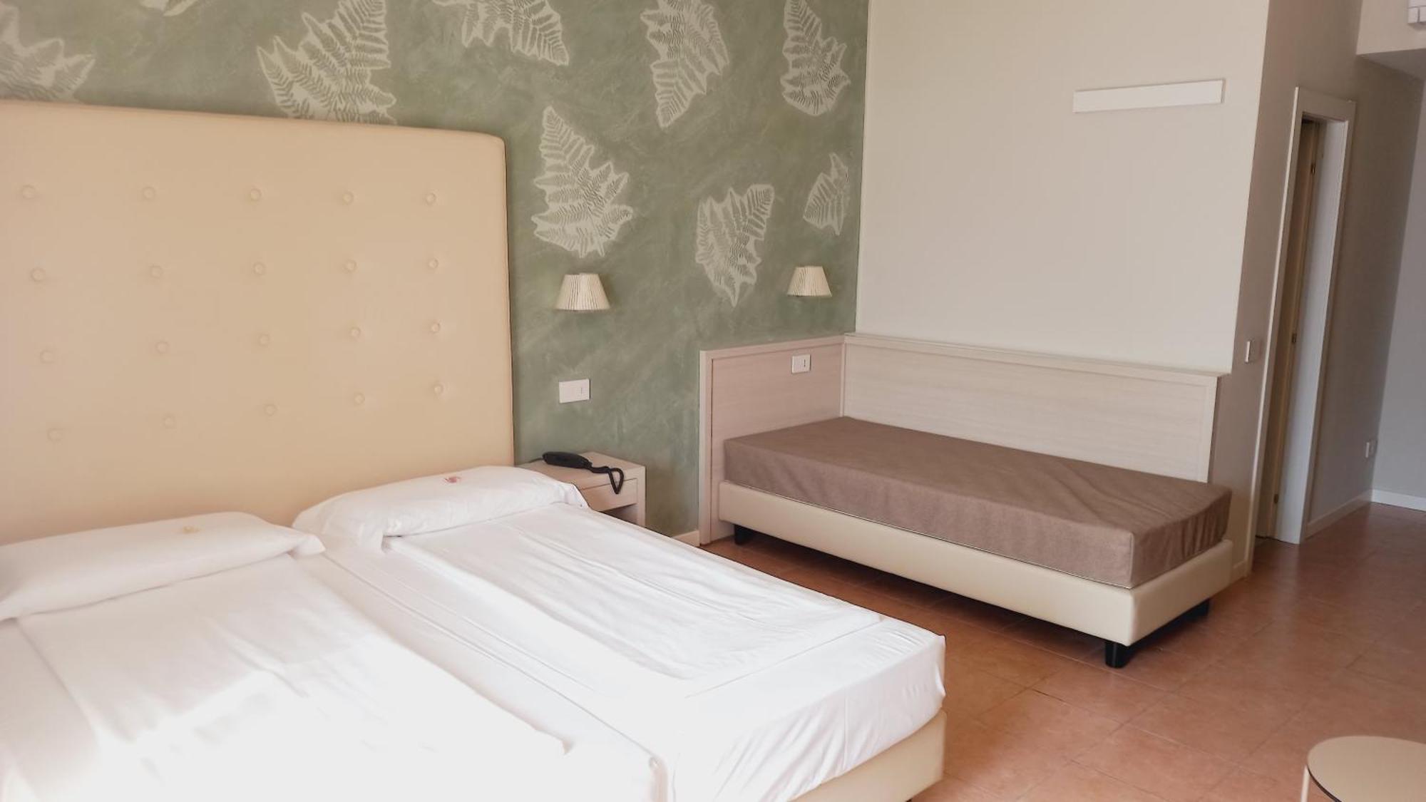 Dreibettzimmer