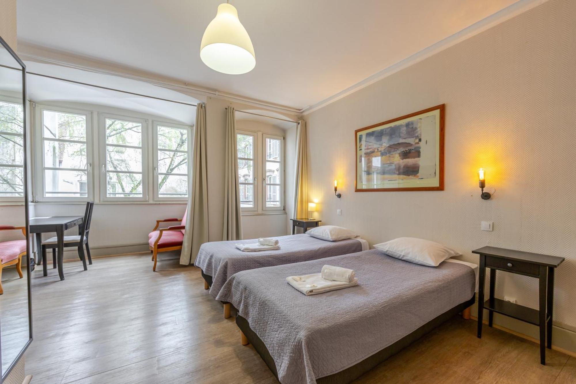 Triple Room