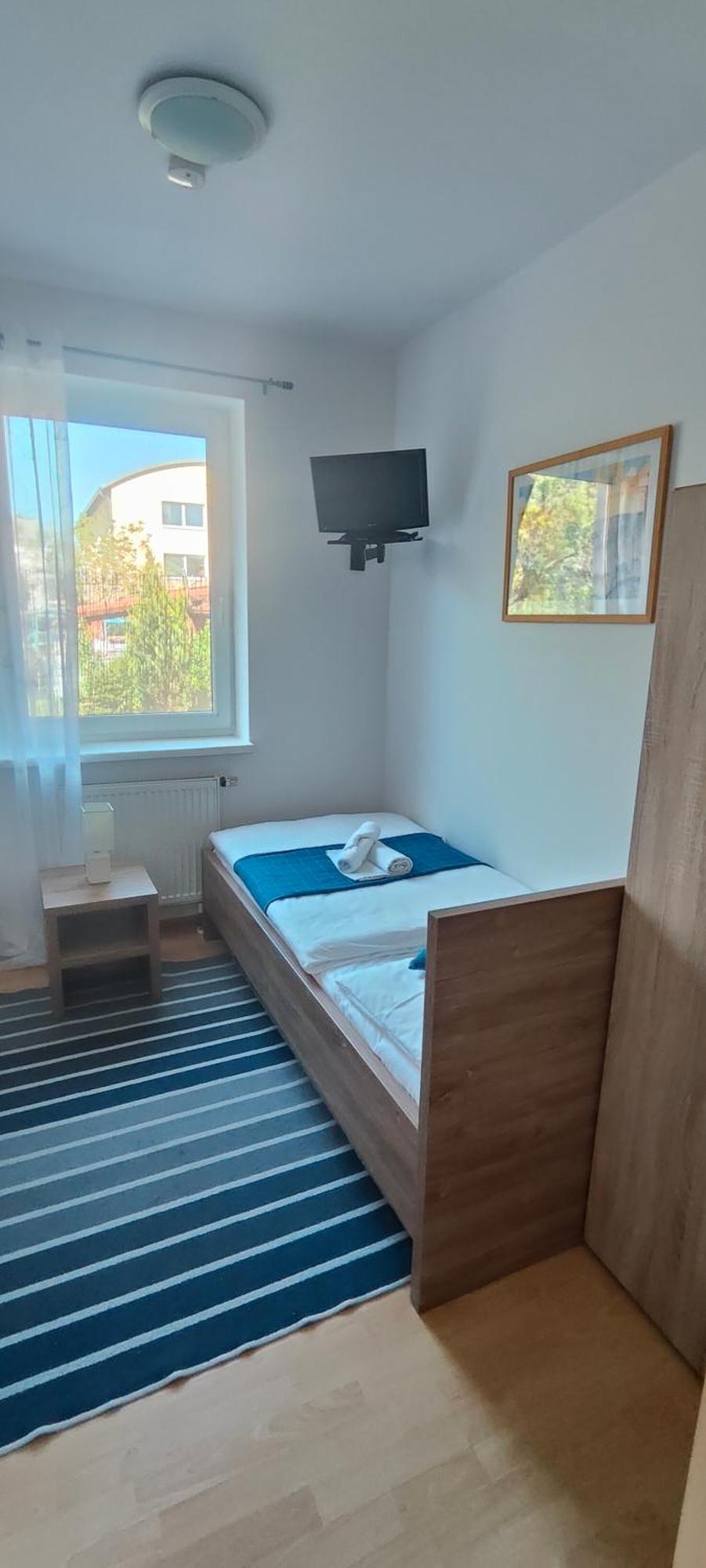 Economy Twin Room