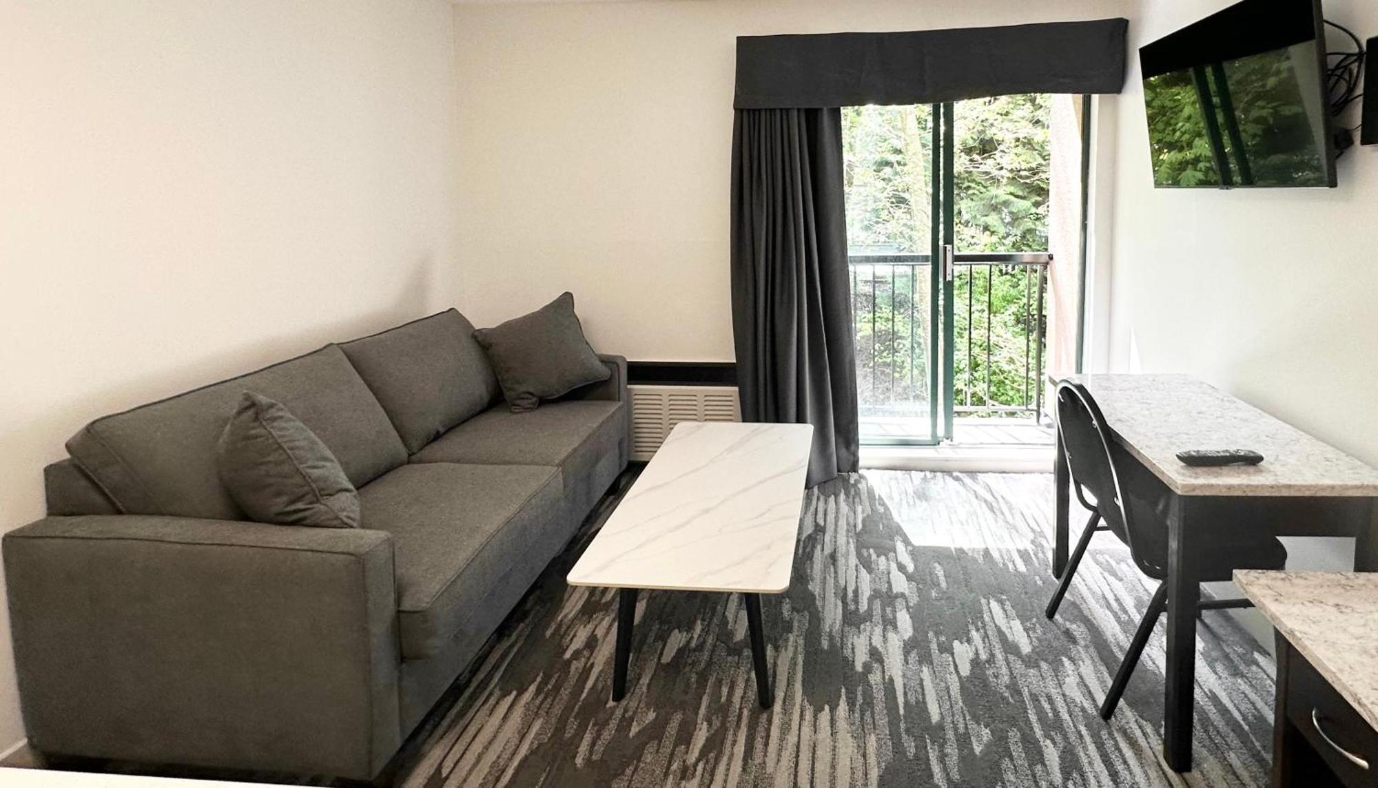 Standard Suite