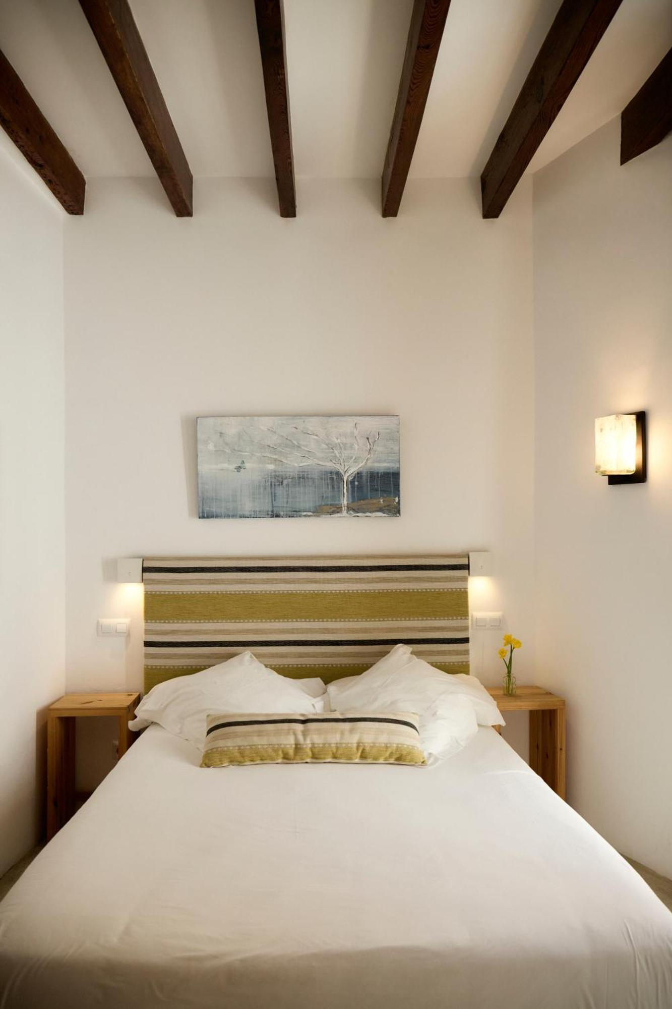 Basic Double Room