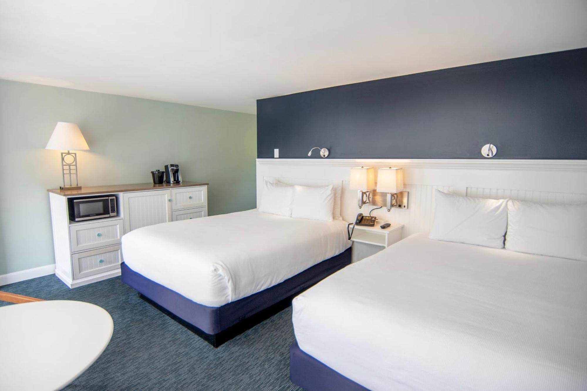 Queen Room Two Queen Beds