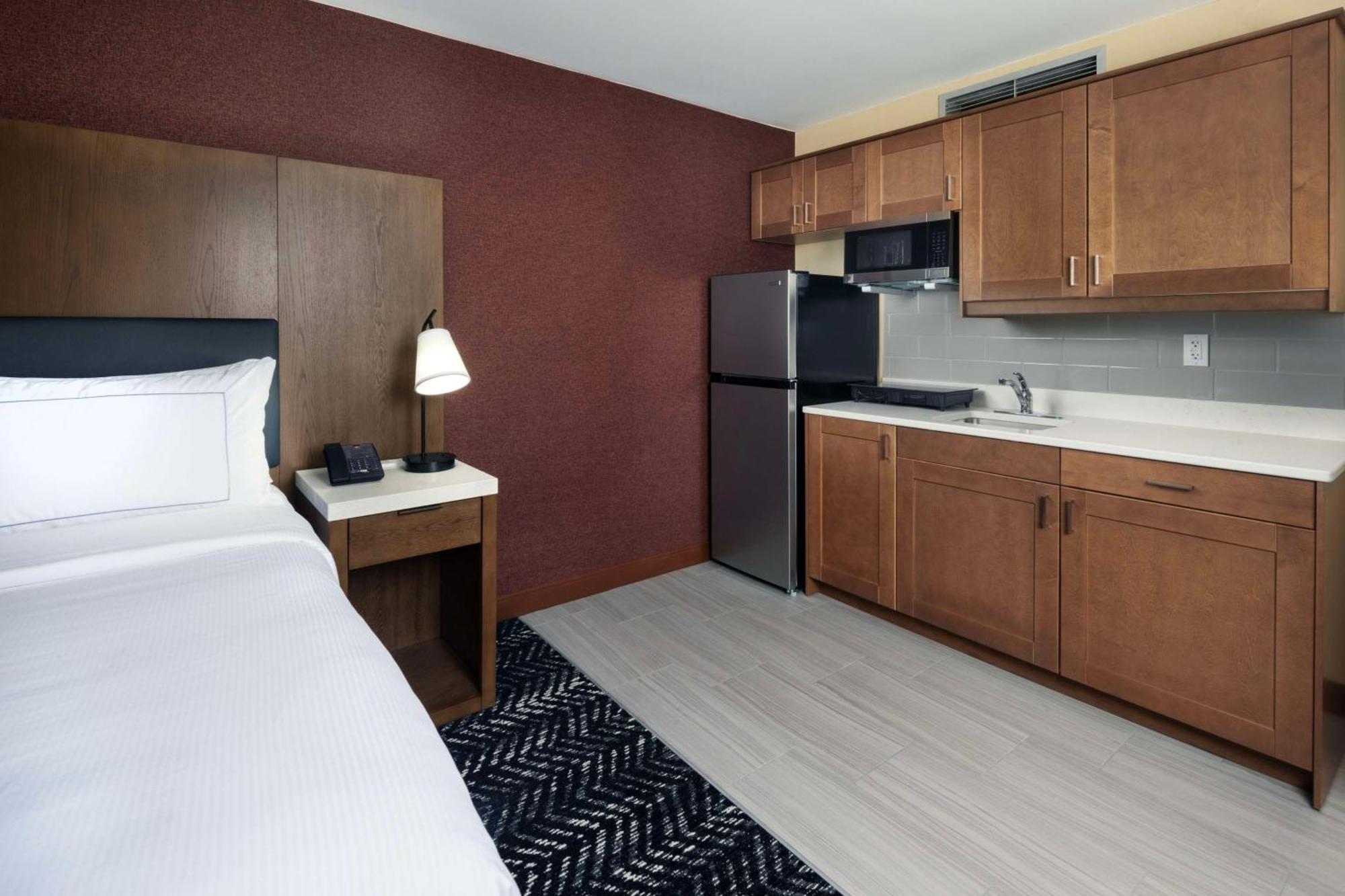 King Room Kitchenette
