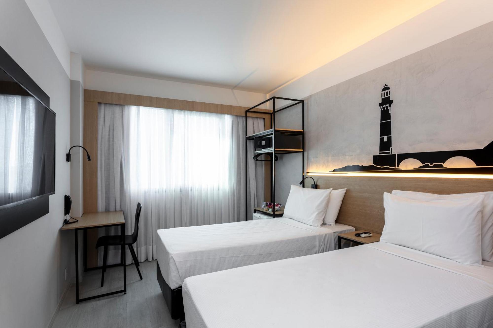 Quarto Superior com 2 Camas de Solteiro