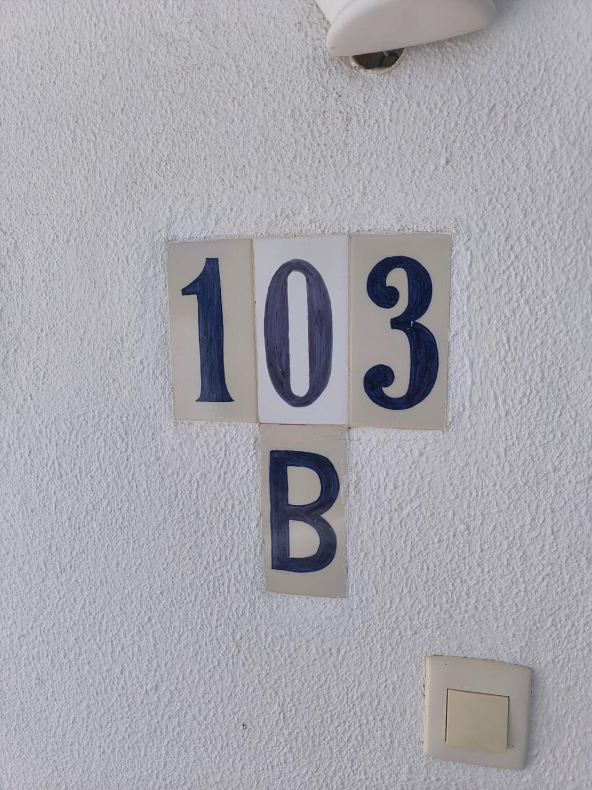 Apartamento com 1 Quarto